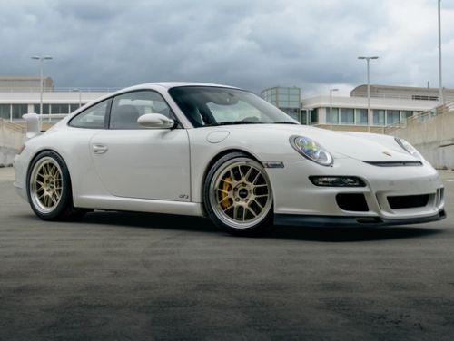 White Porsche 911 - ML-7RT in Machined Lip Gloss Motorsport Gold