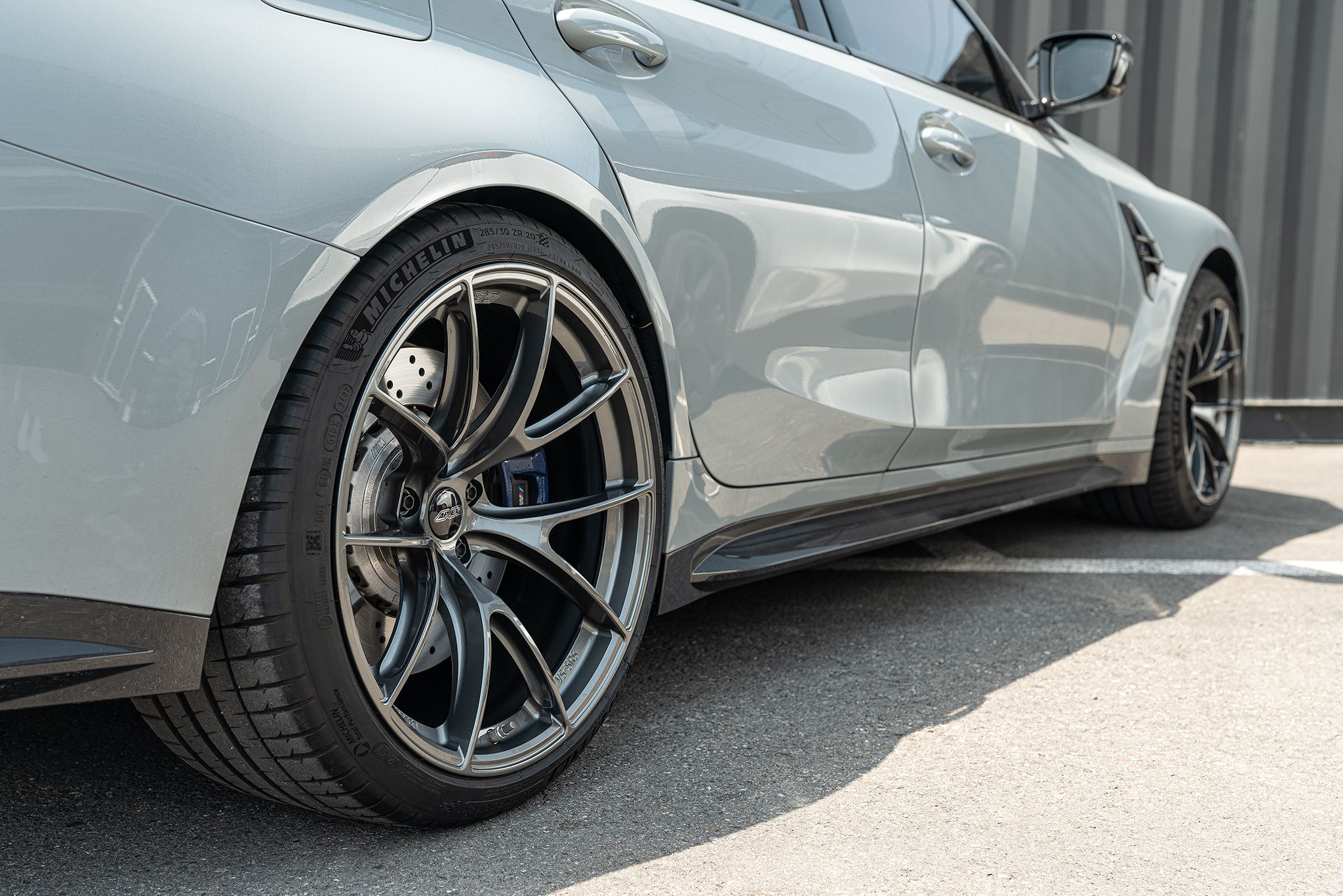 Grey BMW G80 M3 with 19"/20" VS-5RS Apex wheels in Anthracite