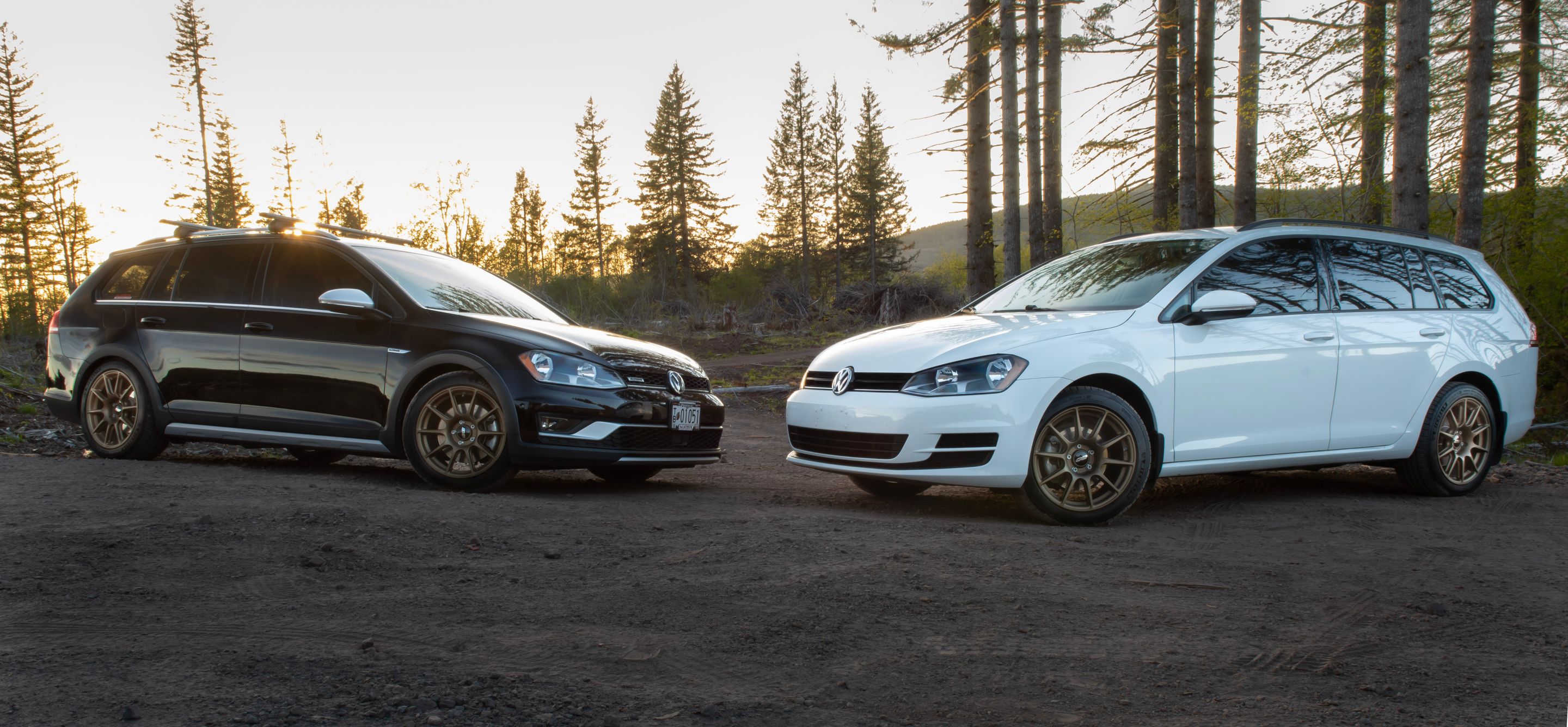 Black VW MK7 Alltrack/SportWagen Golf SportWagen with 17" SM-10 Apex wheels in Satin Bronze