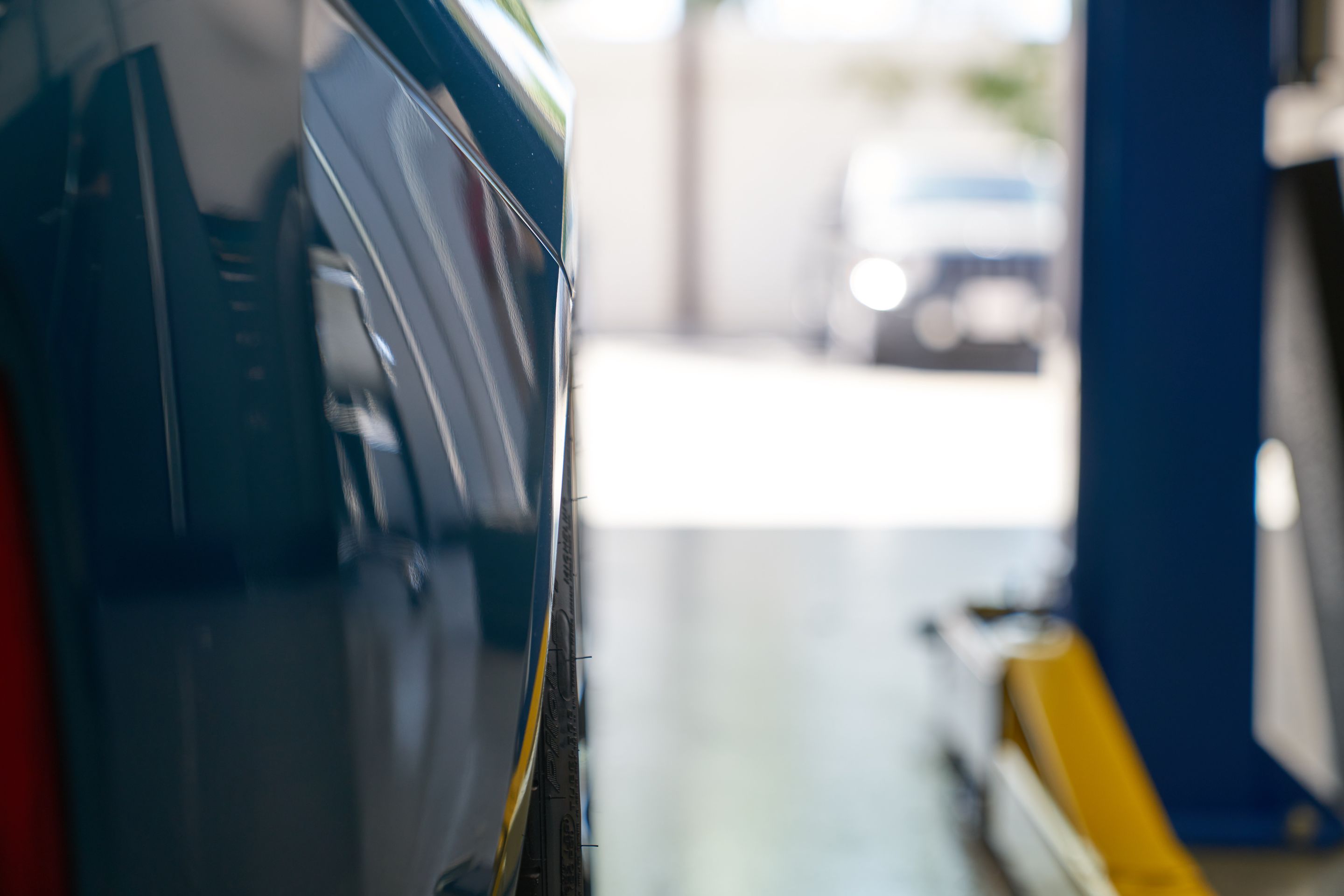 Blue BMW F87 M2 with 19" EC-7 Apex wheels in Race Silver