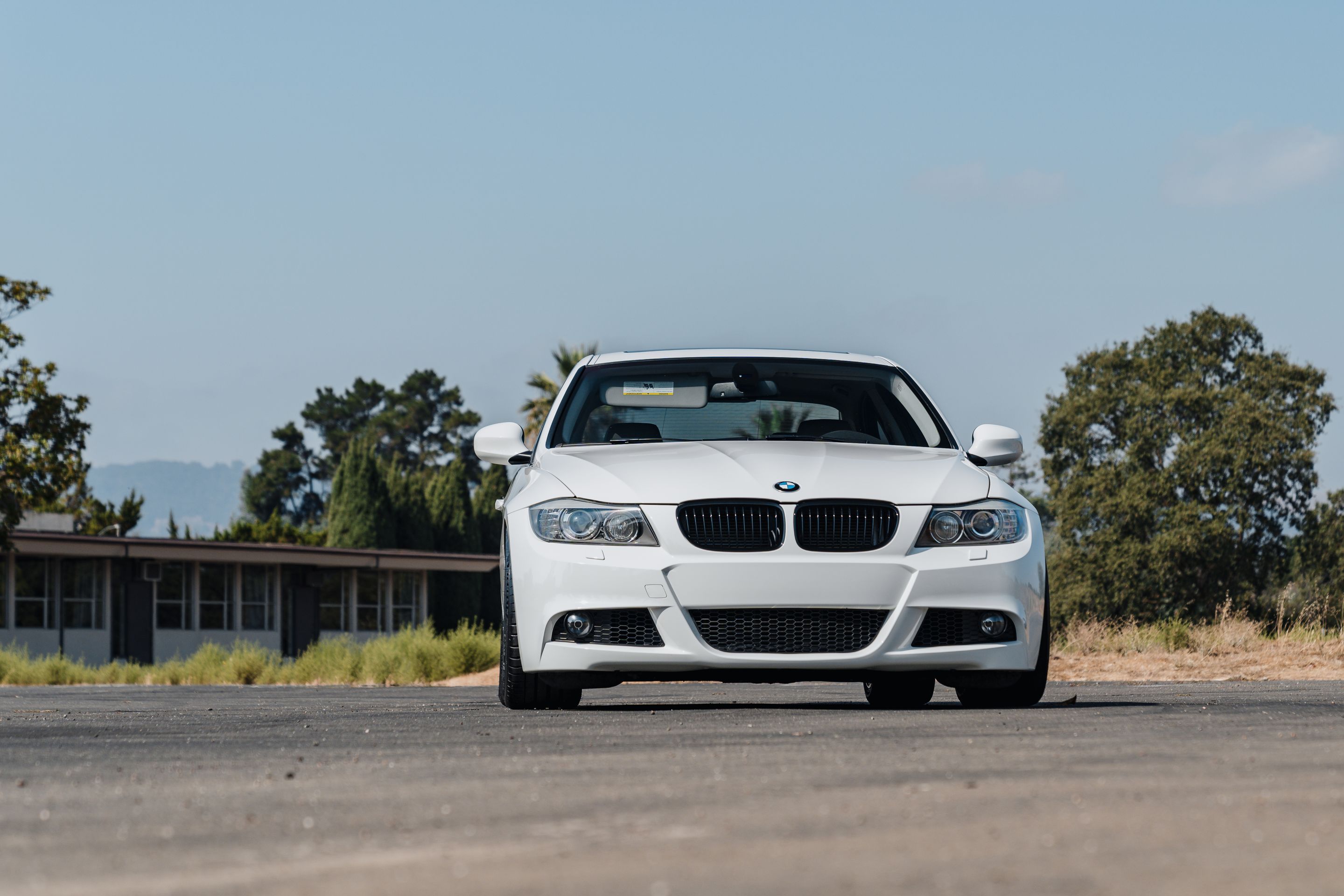 White BMW E90 LCI Sedan 3 Series with 19" ARC-8RT Apex wheels in Satin Black