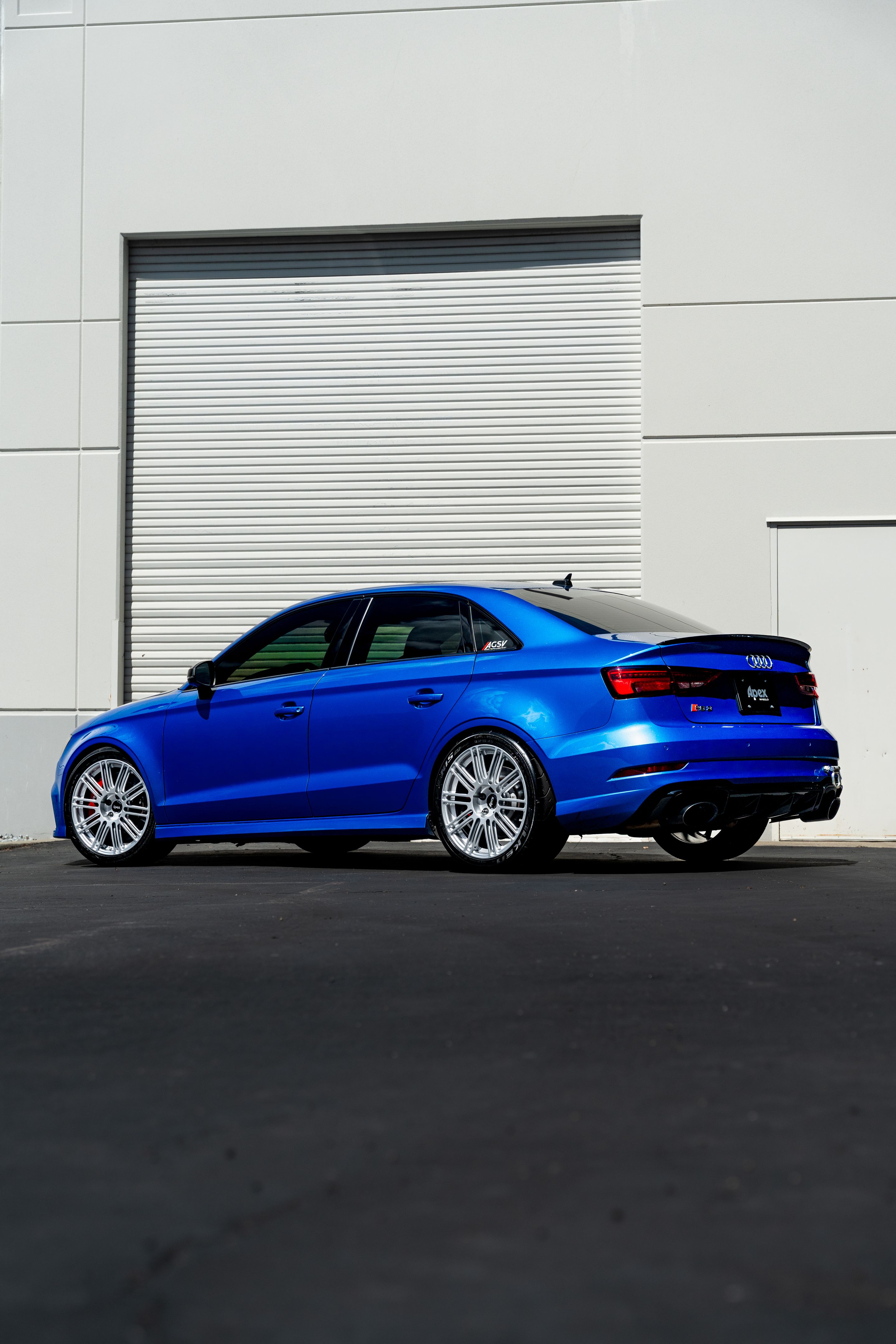 Blue Audi 8V RS 3 with 18" TC-10RT Apex wheels in Race Silver
