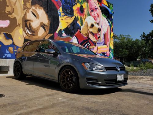 Grey VW Golf - SM-10 in Satin Bronze