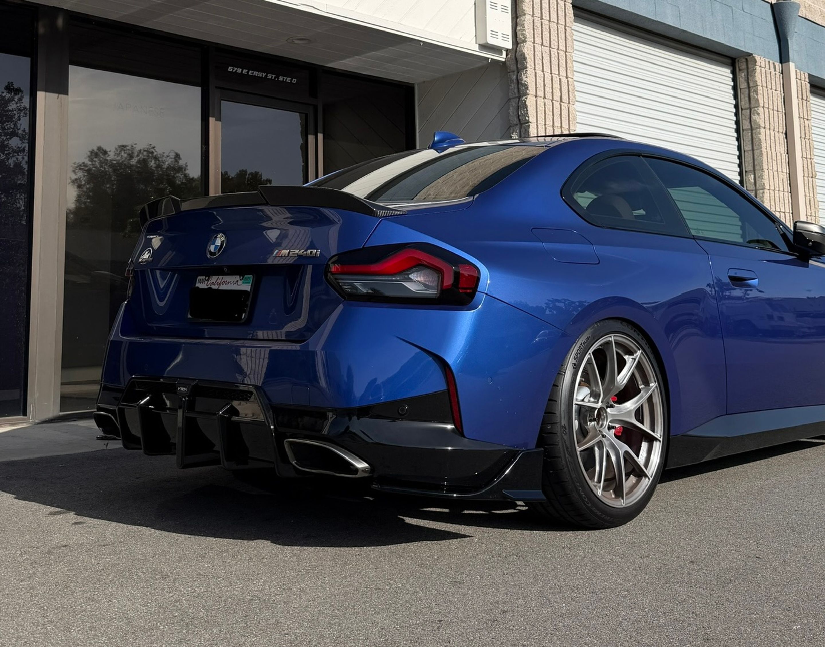 Blue BMW G42 2 Series with 19" VS-5RS Apex wheels in Brushed Clear