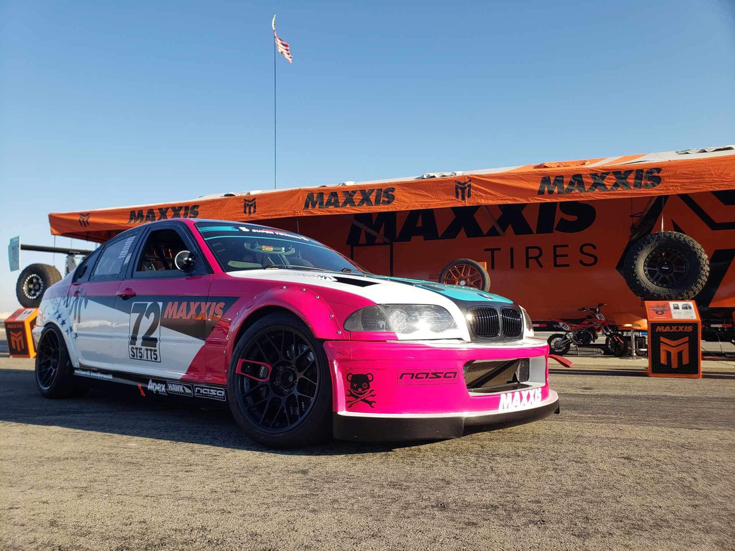 Multicolor BMW E36 3 Series with 17" ARC-8 Apex wheels in Satin Black