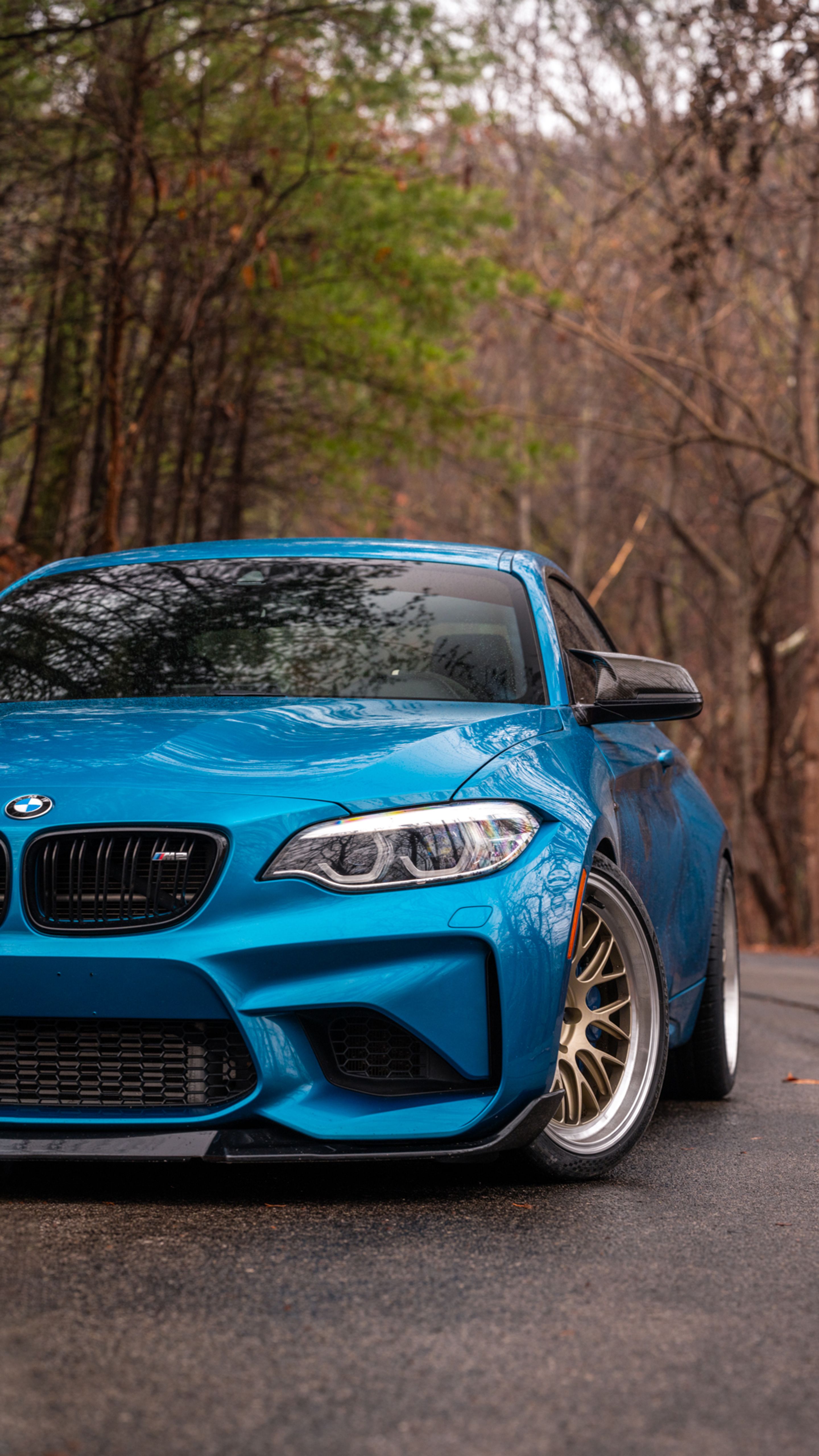 Blue BMW F87 M2 with 19" ML-10RT Apex wheels in Machined Lip Gloss Motorsport Gold