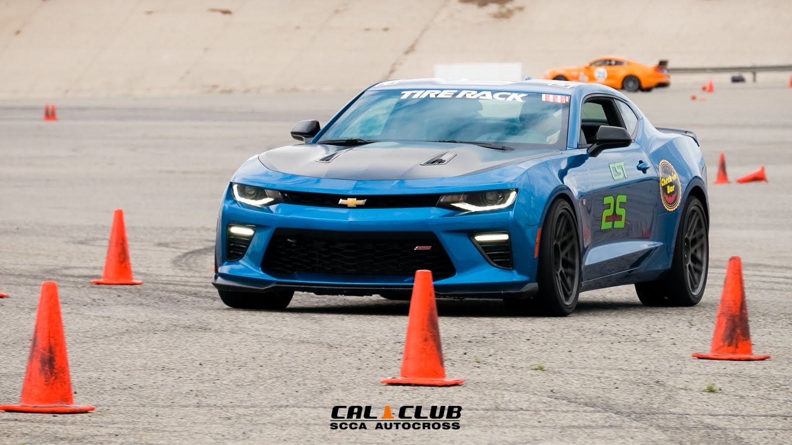 Blue Chevrolet 6th Gen Camaro SS 1LE with 19" ARC-8 Apex wheels in Anthracite