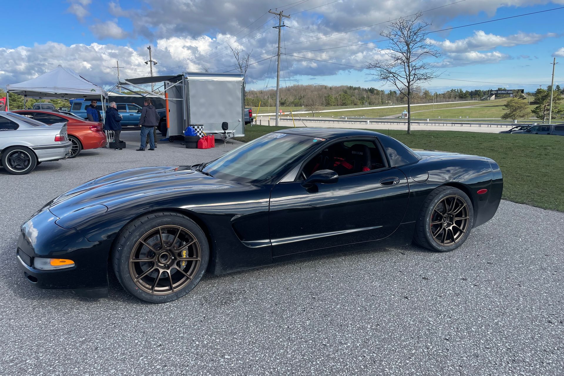 C5 Base Model Rear Chevrolet C5 Corvette Base/Z51 with 18