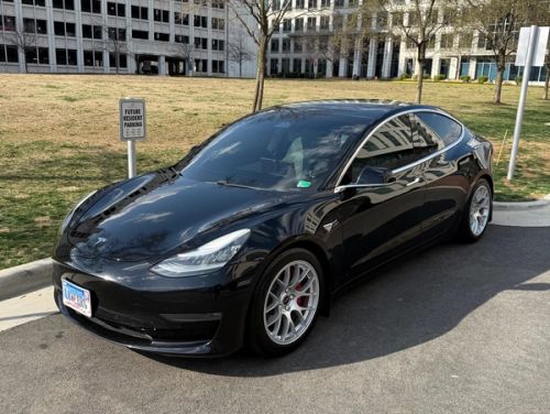 Black Tesla Model 3 - EC-7 in Race Silver