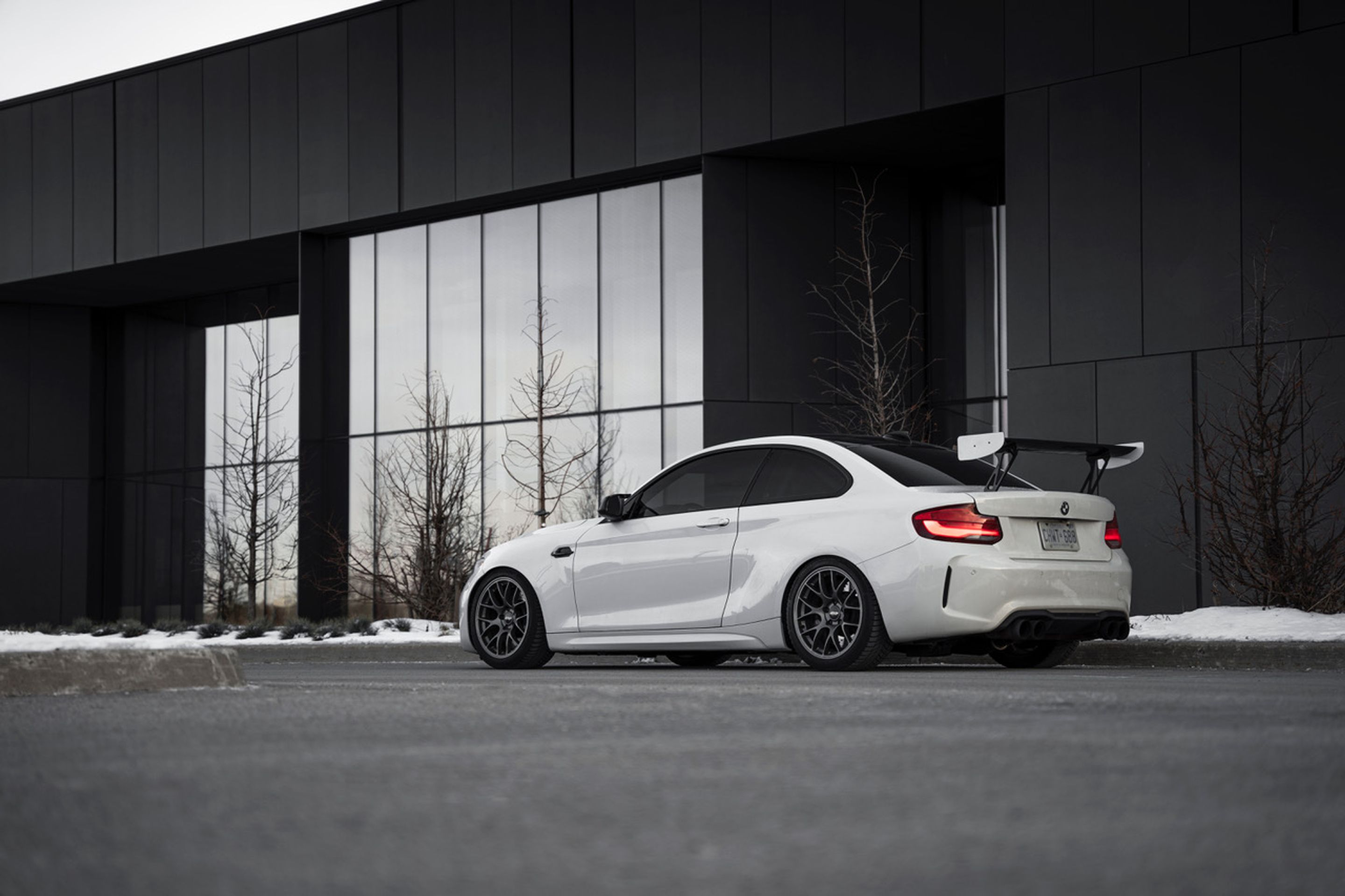 White BMW F87 M2 with 18" EC-7 Apex wheels in Anthracite