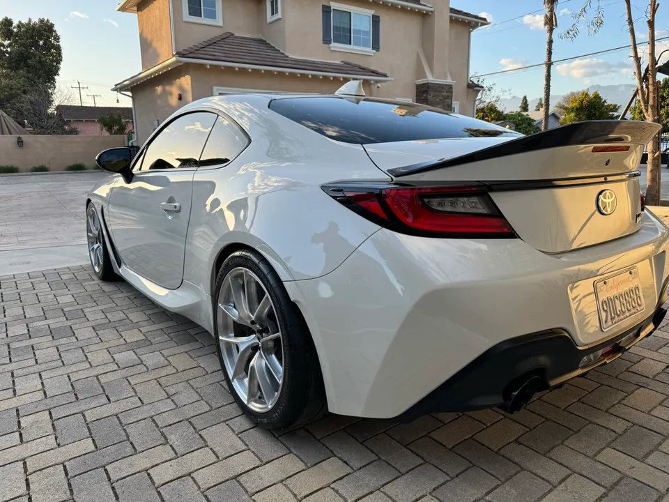 White Rims Gr86 Toyota GR86 with 18