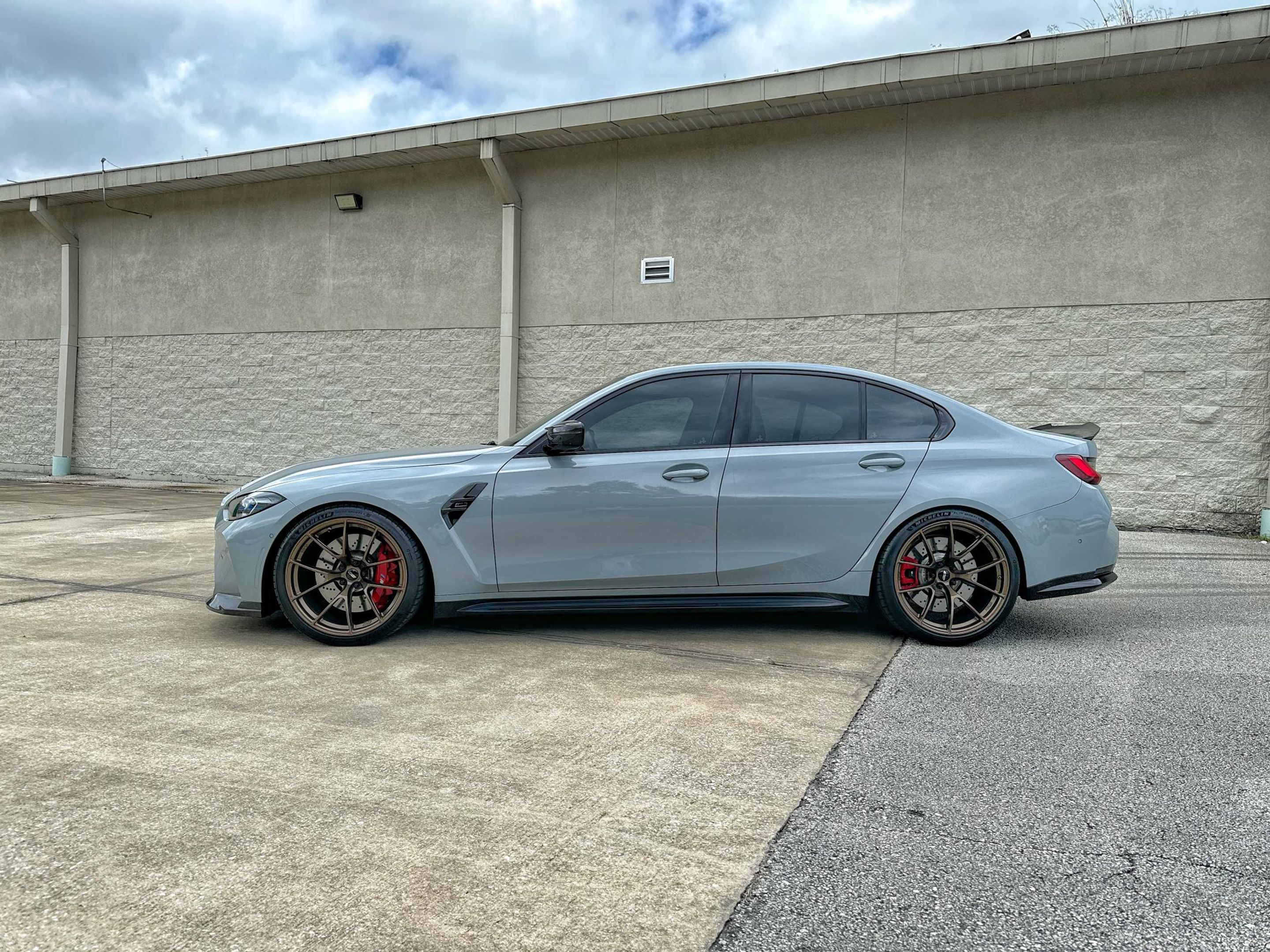 Grey BMW G80 M3 with 20" VS-5RS Apex wheels in Satin Bronze