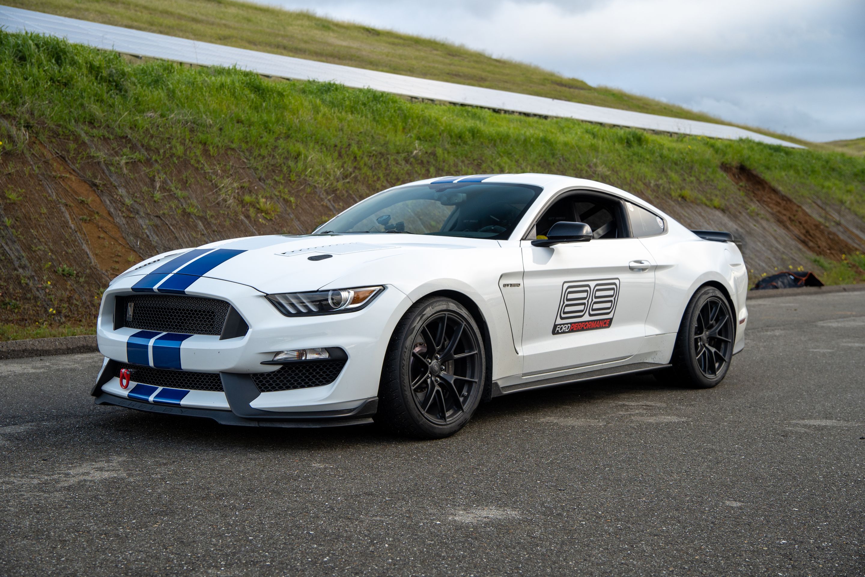 White Ford S550 Mustang GT350 with 19" VS-5RS Apex wheels in Satin Black