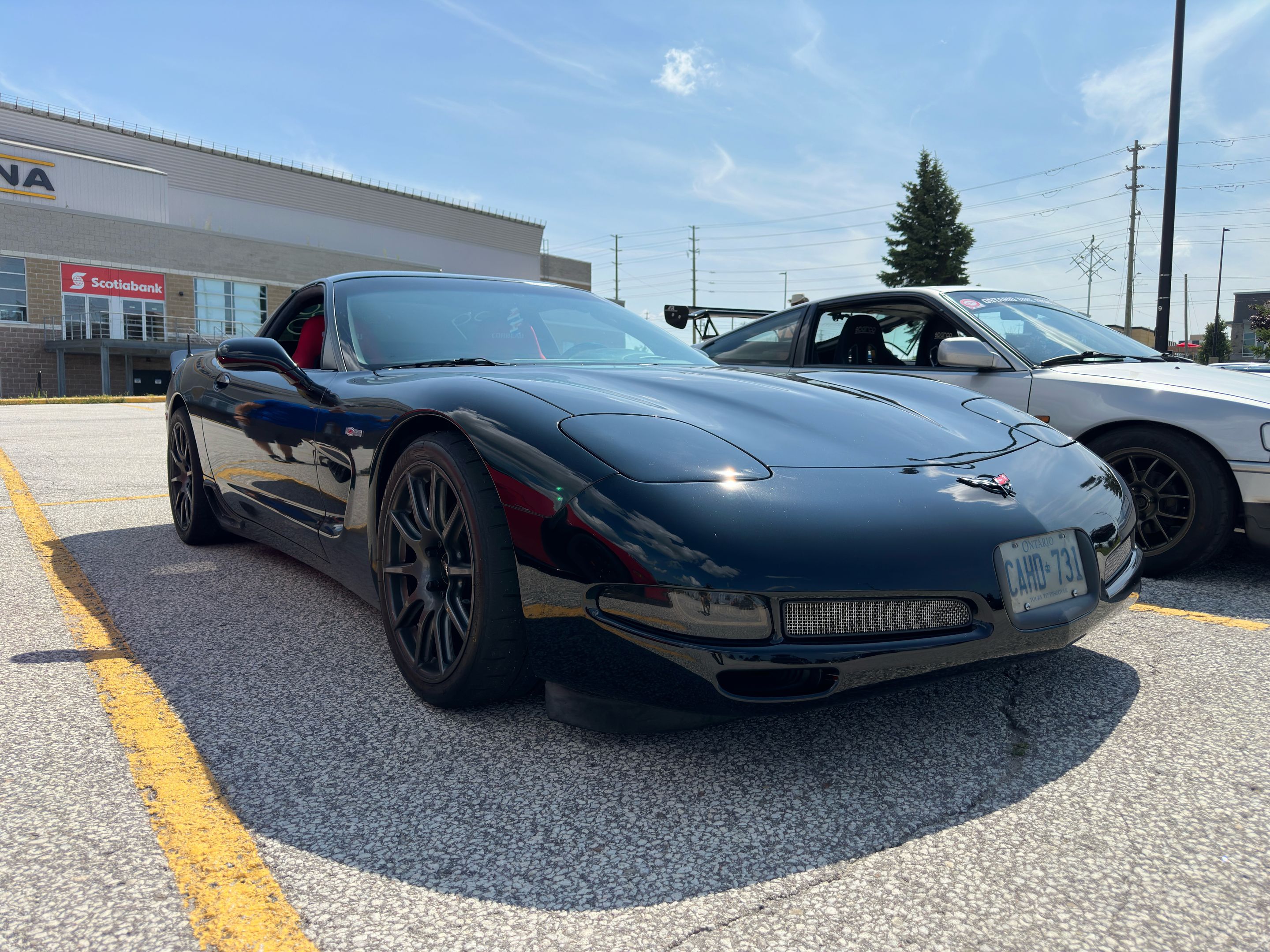 Black Chevrolet C5 Corvette Base/Z51 with 18" SM-10 Apex wheels in Anthracite