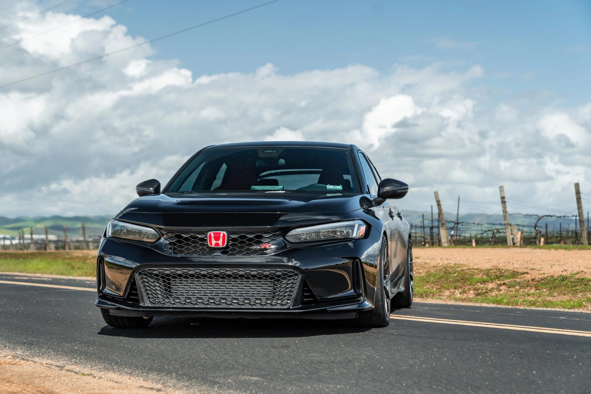 Honda FL5 Civic Type-R with 18" VS-5RS in Anthracite