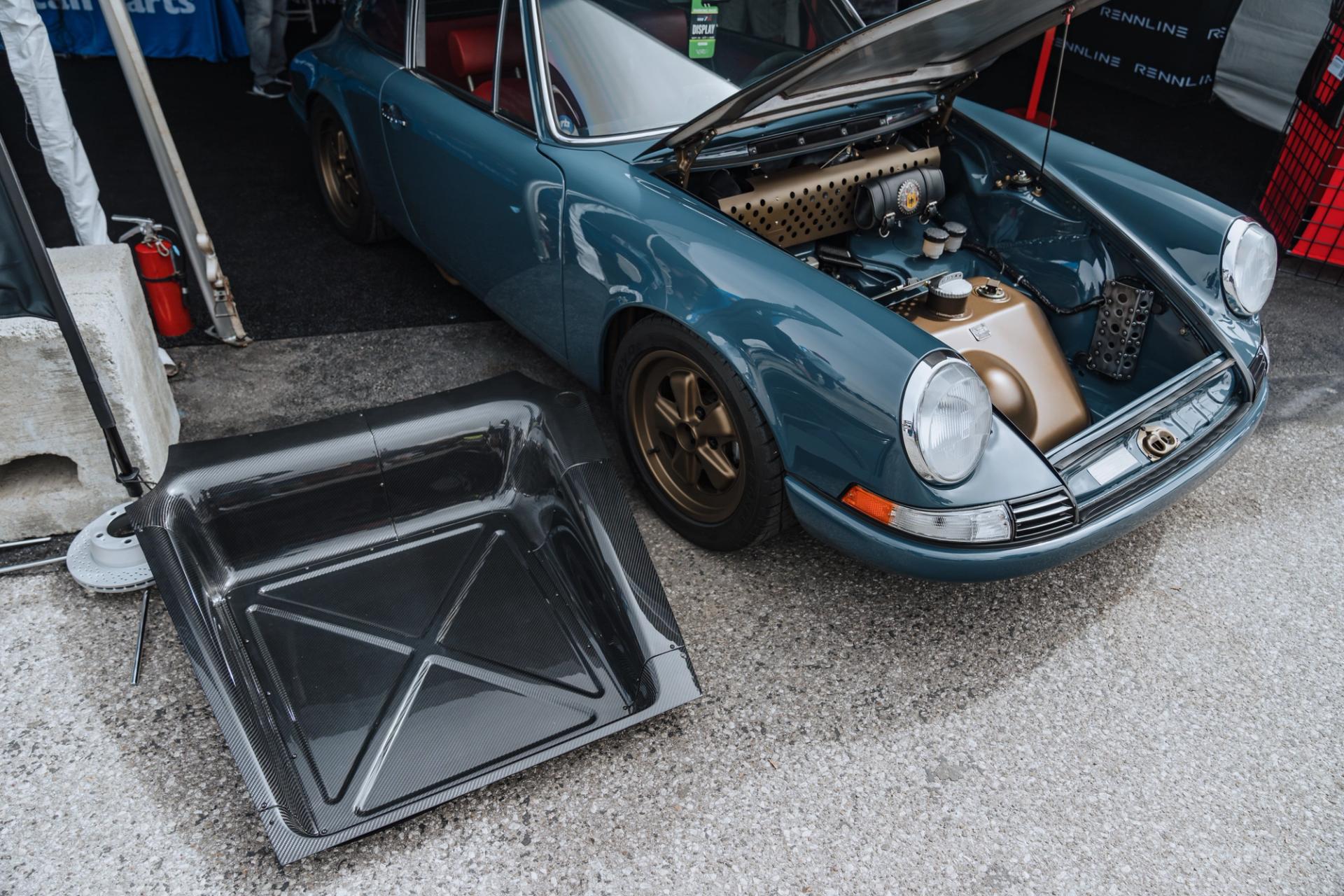 Porsche 911 996 GT2 with 18" EC-7RS in Anthracite