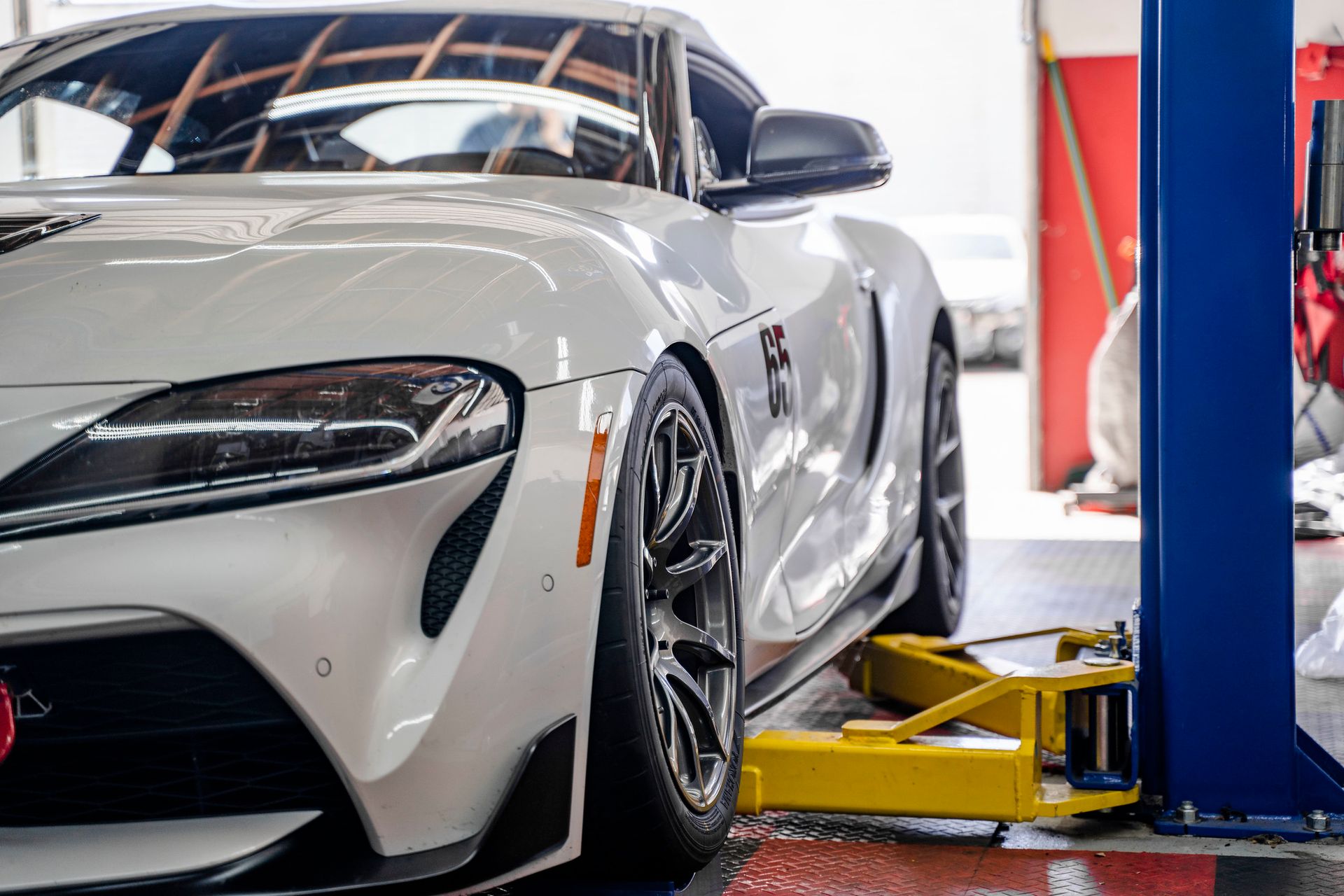 Toyota GR Supra with 18" SM-10 in Anthracite