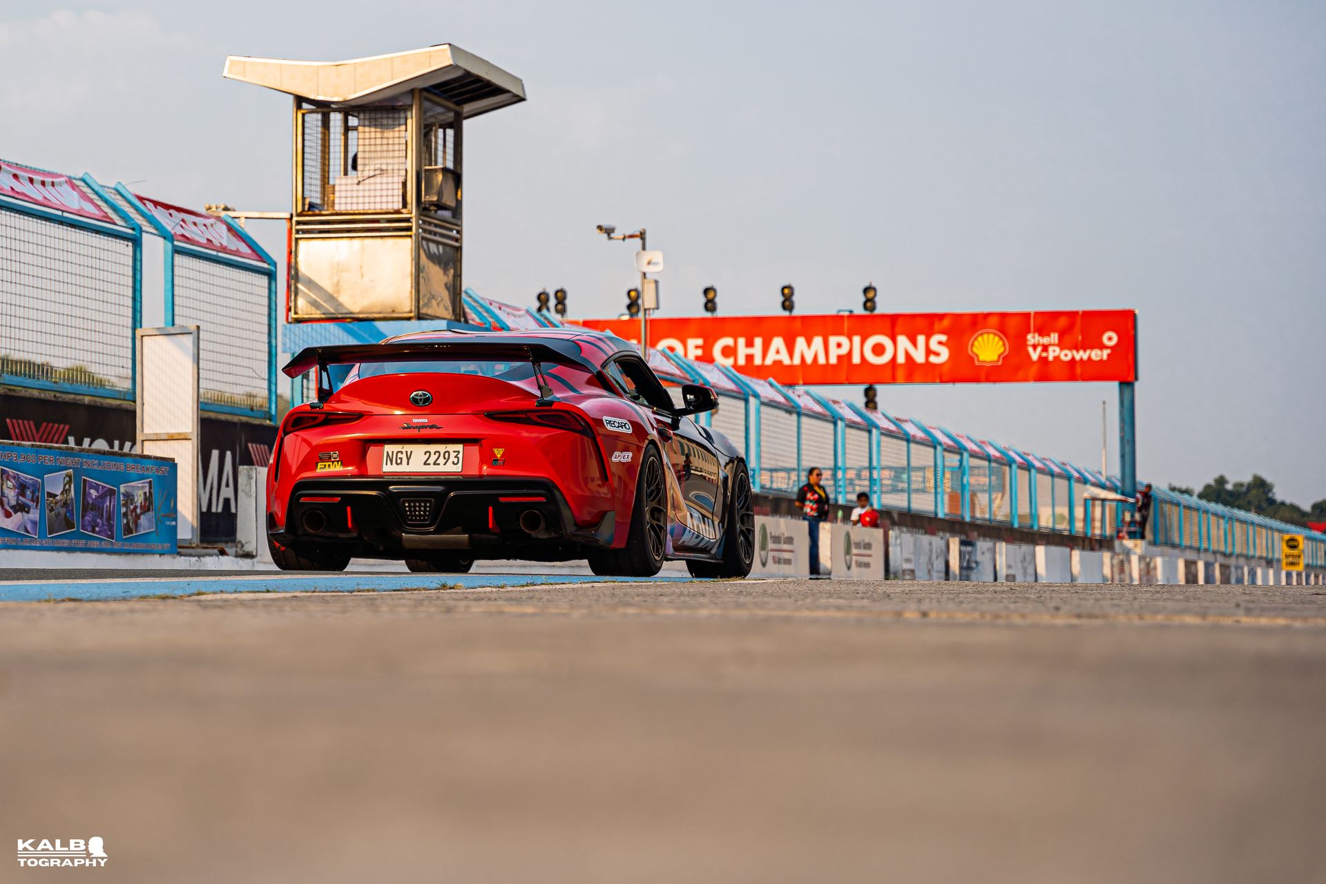 Toyota GR Supra with 18" EC-7RS in Satin Bronze