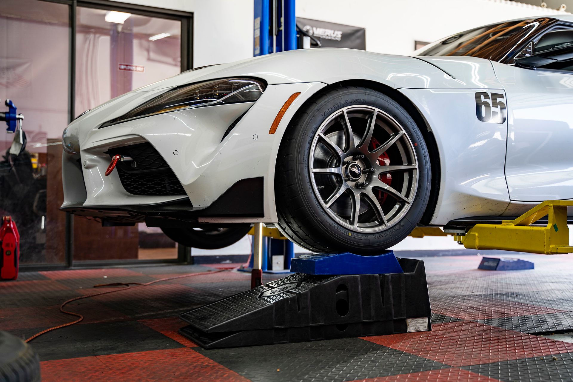 Toyota GR Supra with 18" SM-10 in Anthracite