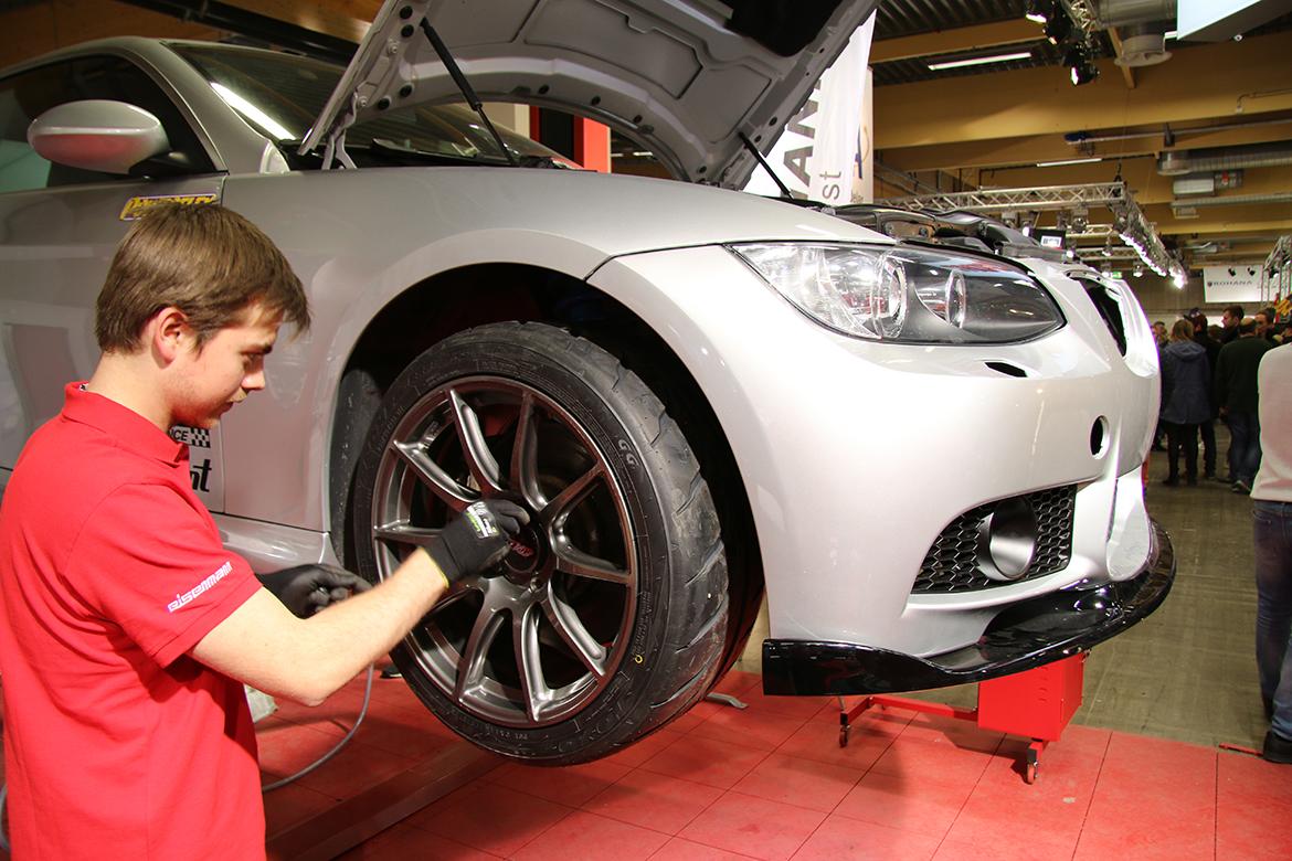 BMW E92 Coupe 3 Series with 18" SM-10 in Anthracite