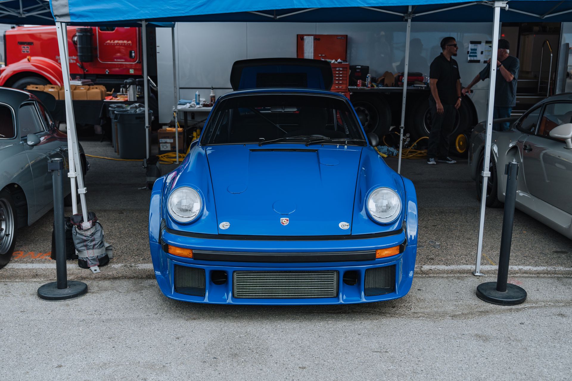 Porsche 911 996 GT2 with 18" EC-7RS in Anthracite