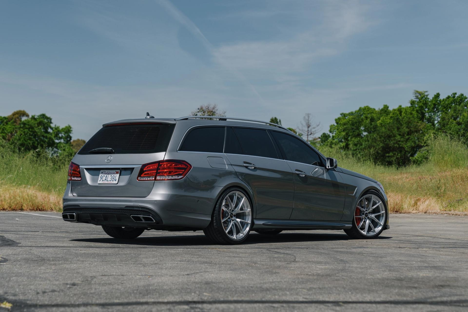 Mercedes-Benz BR212 E-Class AMG with 20" VS-5RS in Brushed Clear