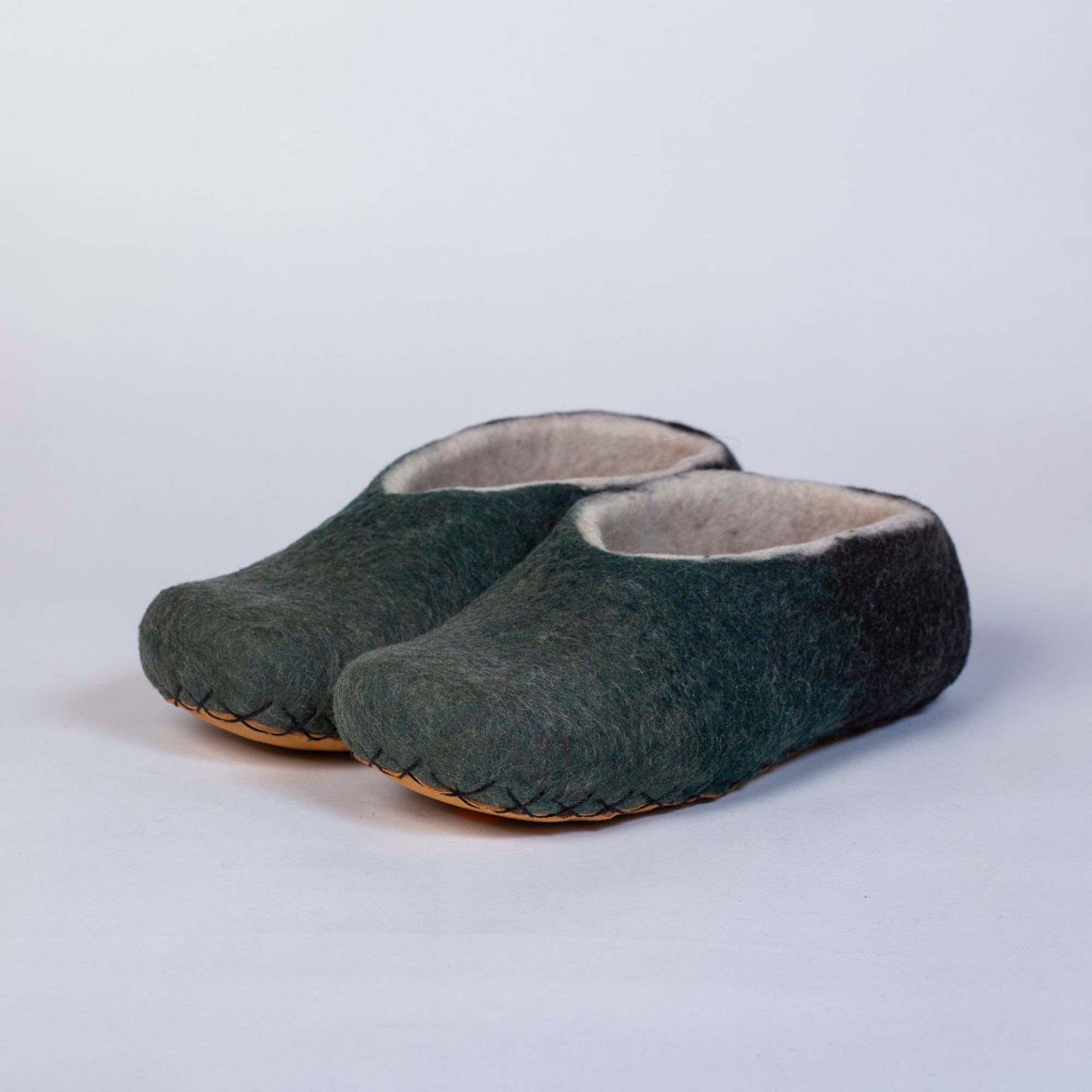 Hand-felted Wool Valley Slippers made in Peru. Model: Forest