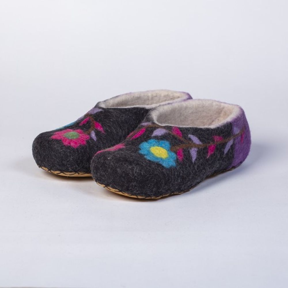 Hand-felted Wool Valley Slippers made in Peru. Model: Daisy