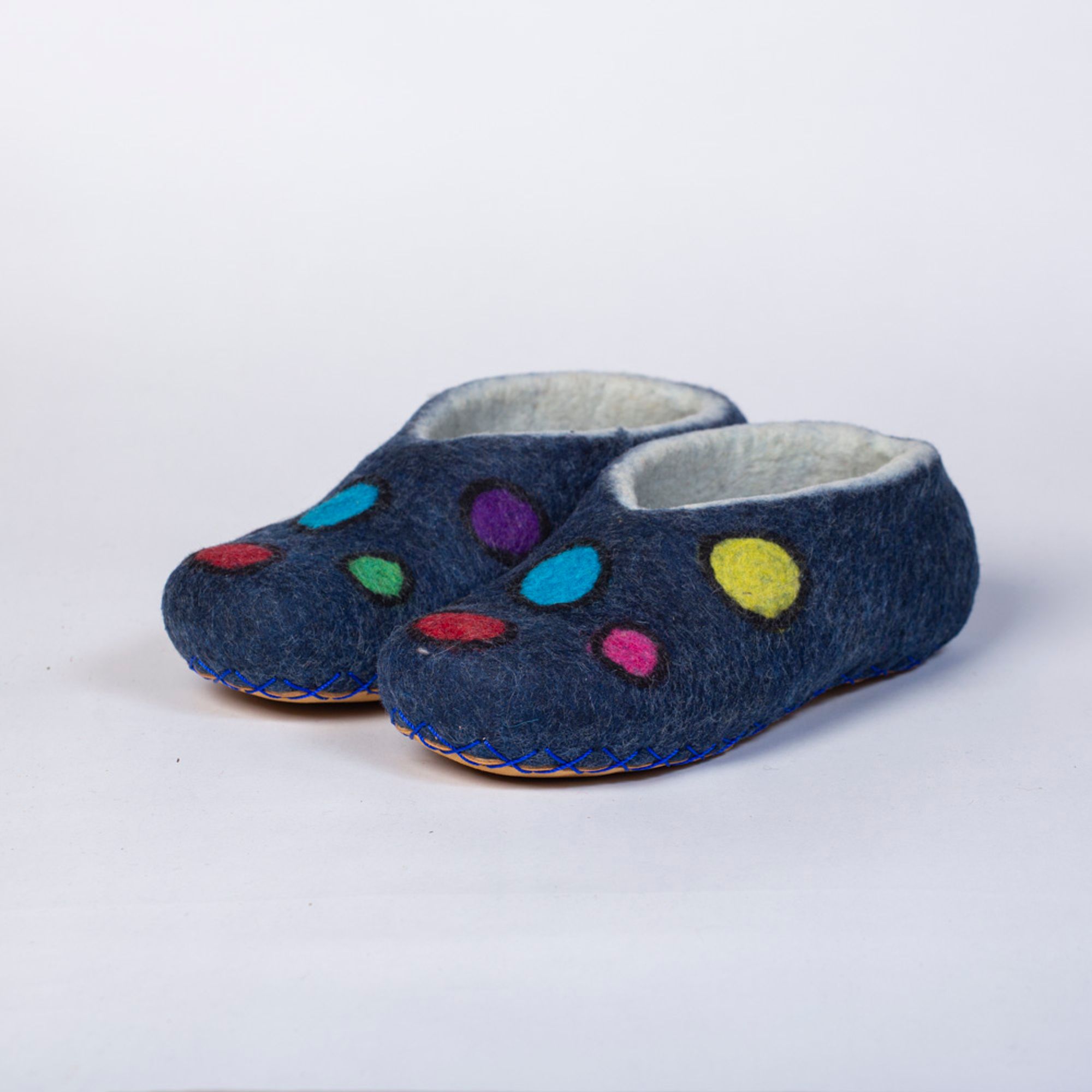 Hand-felted Wool Valley Slippers made in Peru. Model: Whimsy