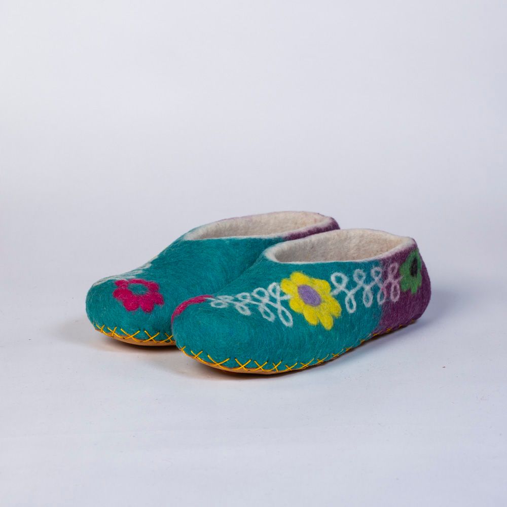 Hand-felted Wool Valley Slippers made in Peru. Model: Daisy Chain
