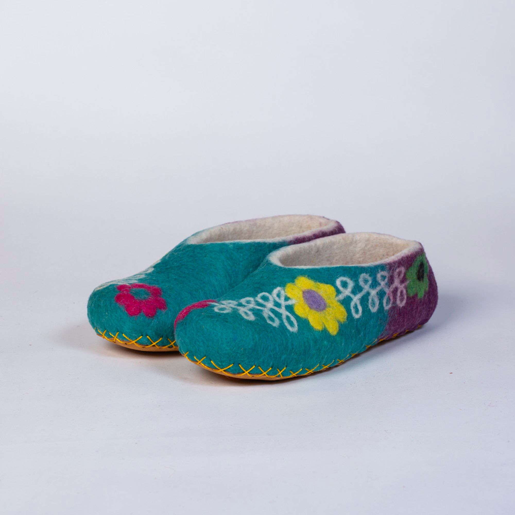 Hand-felted Wool Valley Slippers made in Peru. Model: Daisy Chain