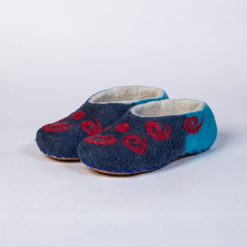 Hand-felted Wool Valley Slippers made in Peru. Model: Doodle