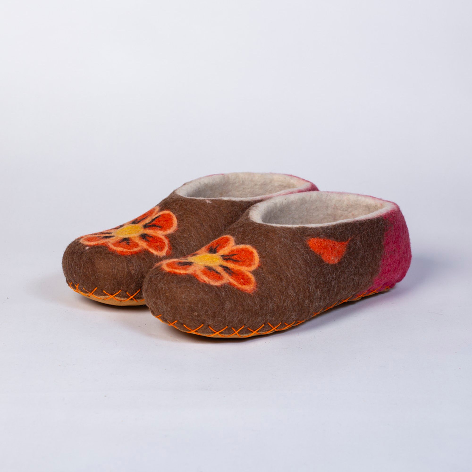 Hand-felted Wool Valley Slippers made in Peru. Model: Starflower