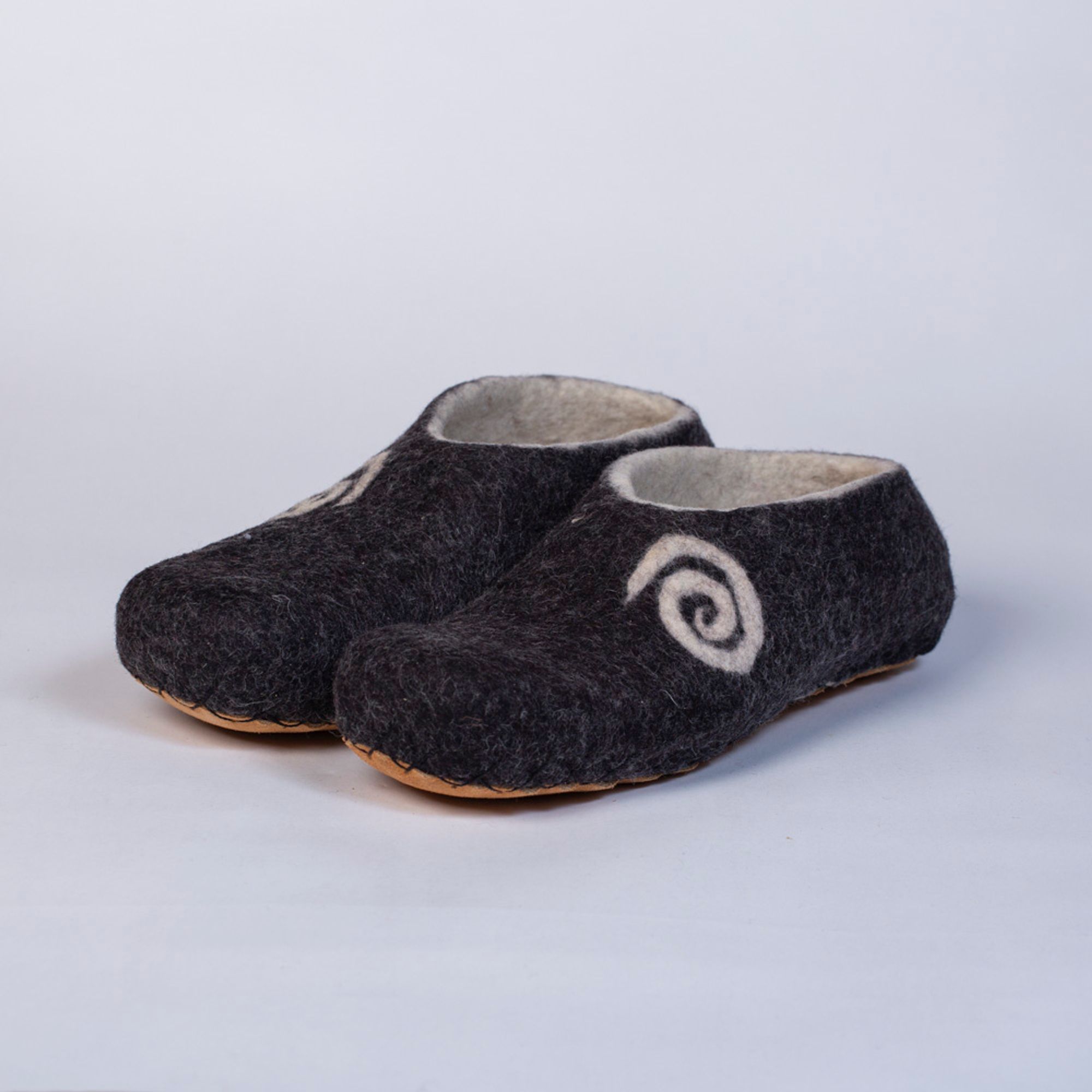 Hand-felted Wool Valley Slippers made in Peru. Model: Equilibrium