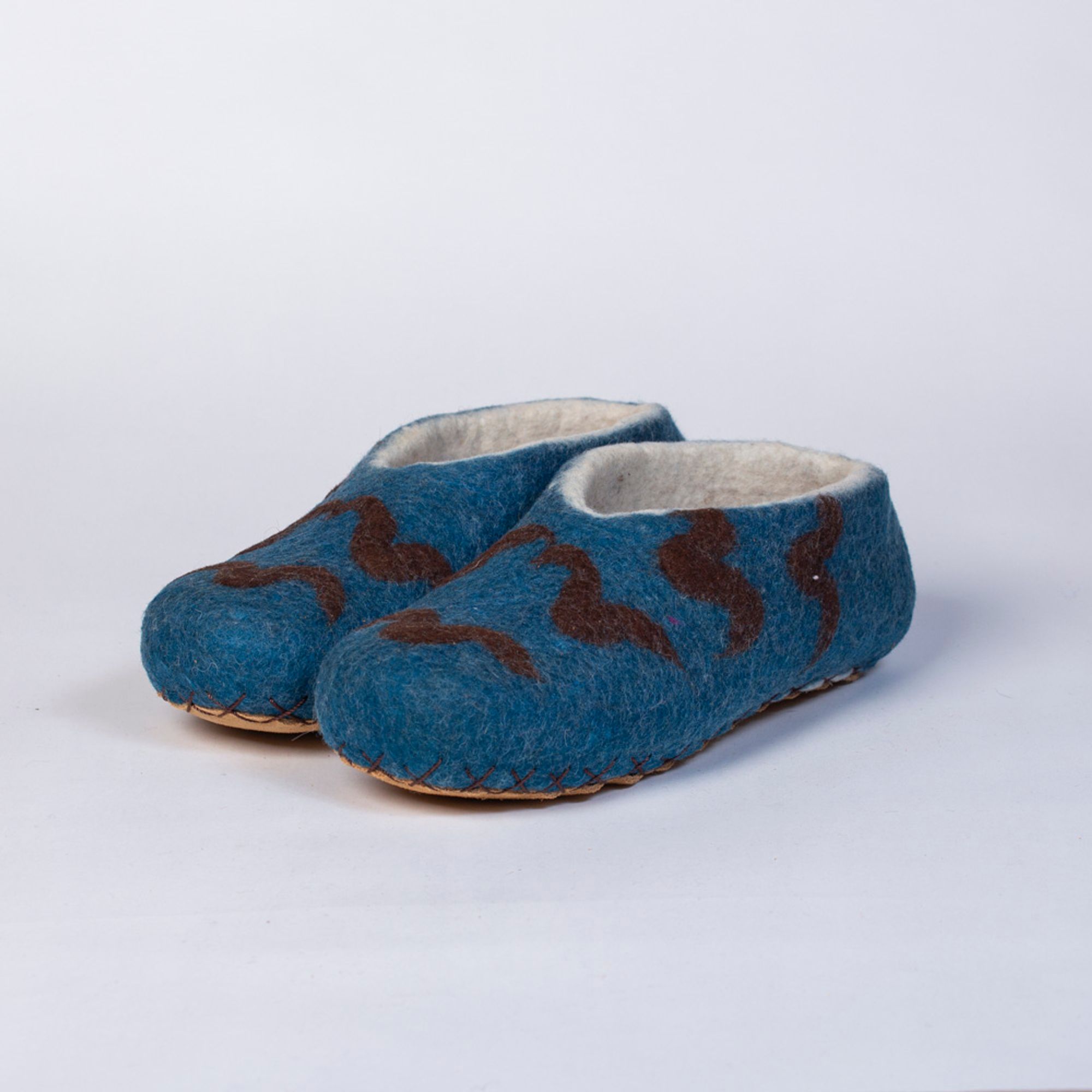 Hand-felted Wool Valley Slippers made in Peru. Model: Stash