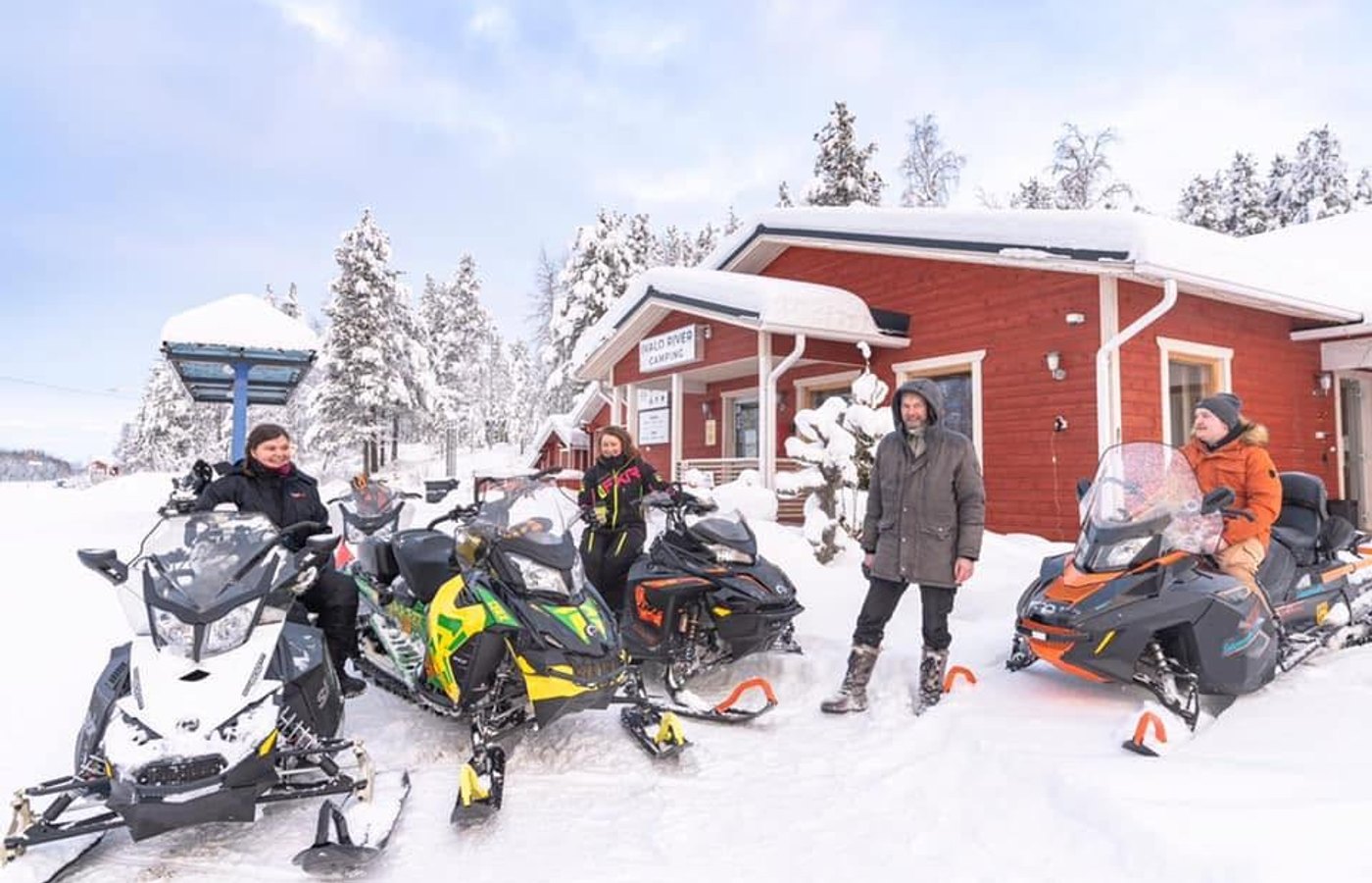 Moottorikelkkasafari