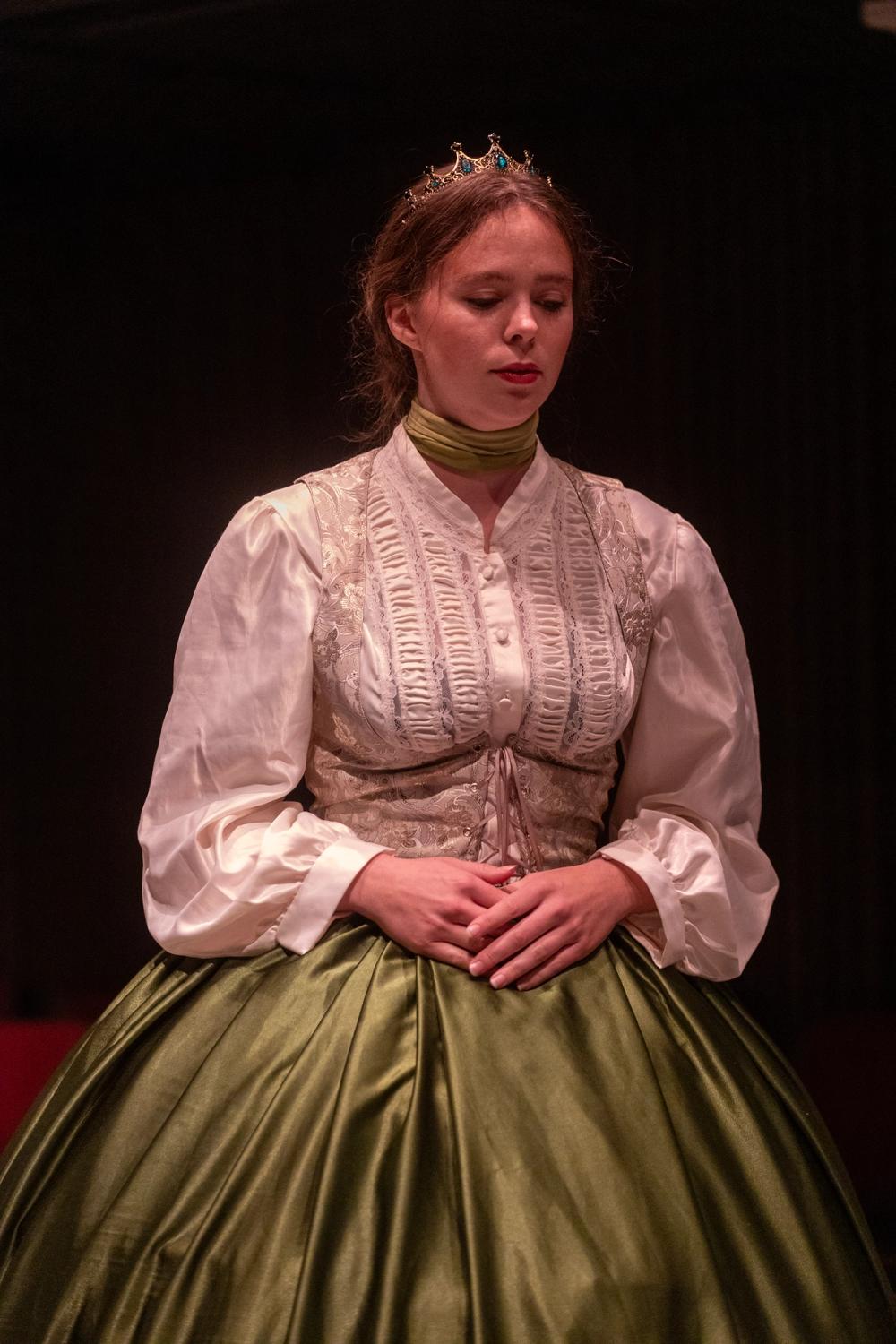 Prinsesse i ballkjole.