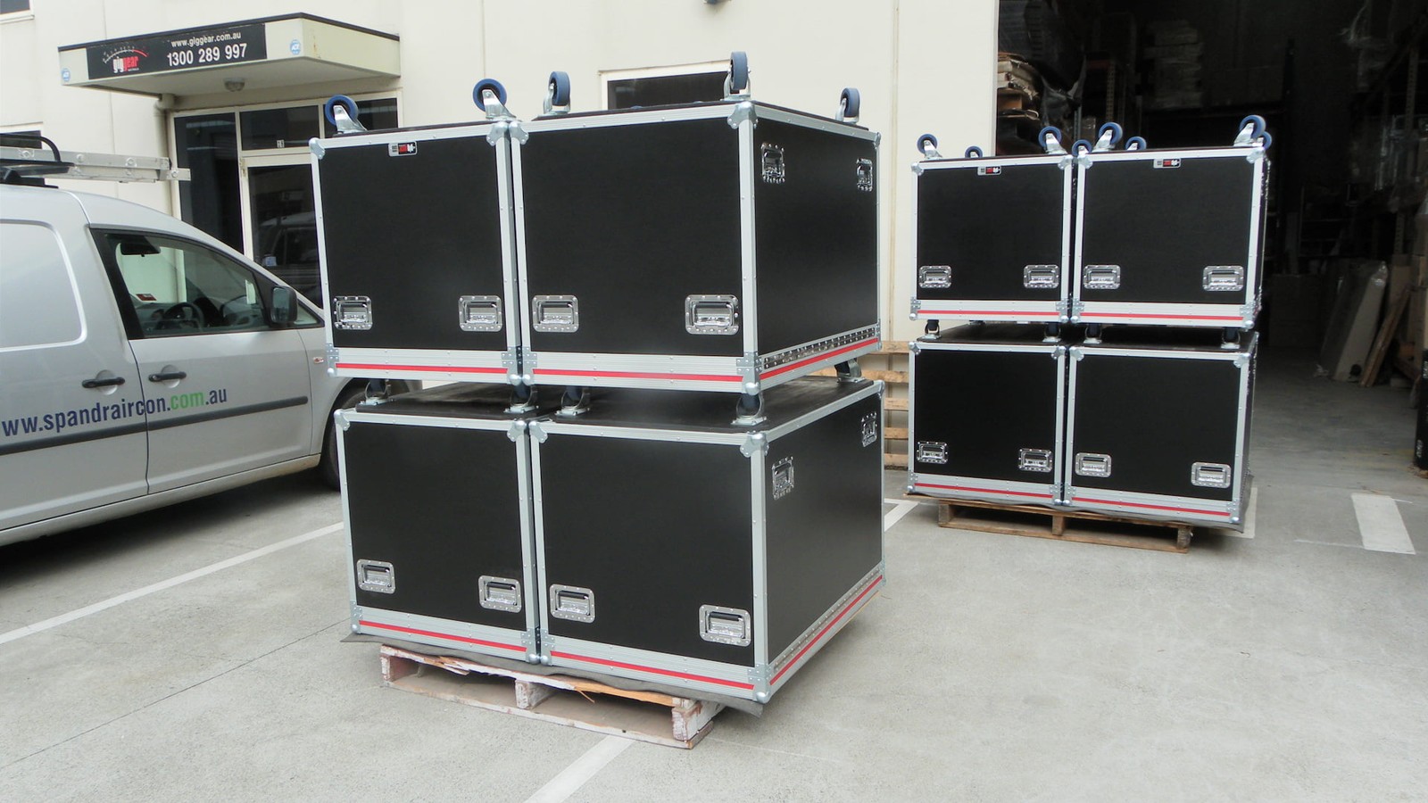 Large Custom Packer Road Case With Red and Black Laminated Plywood