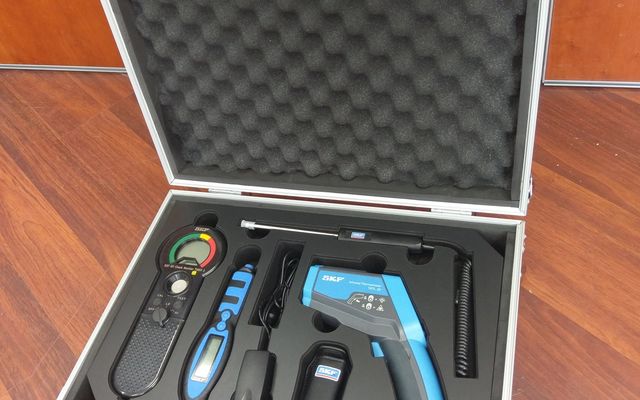 Heavy Duty Briefcase With Removable Custom Foam Insert