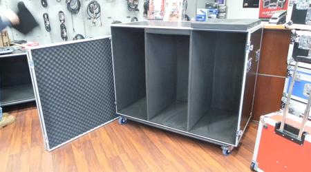 Front Loading Large Packer Case on Wheels With Compartments