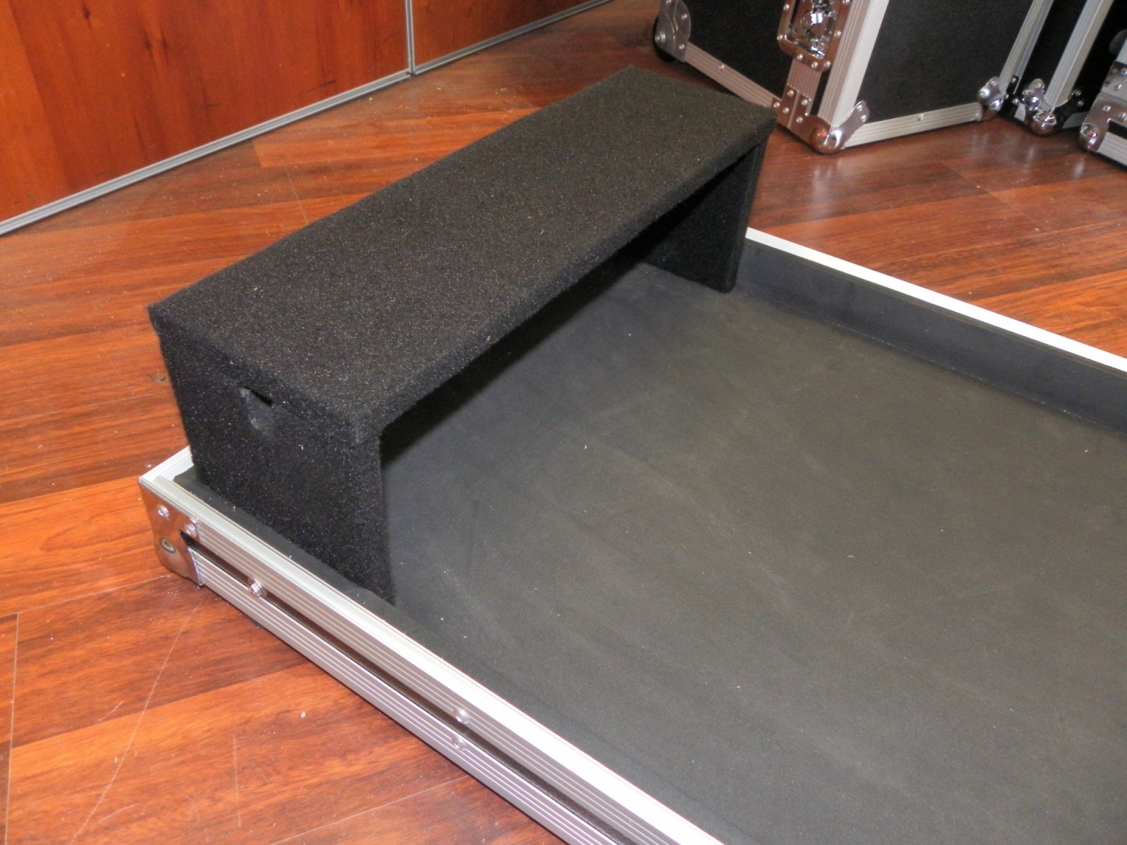 Custom Mixer Road Case With Front Blocking and Doghouse