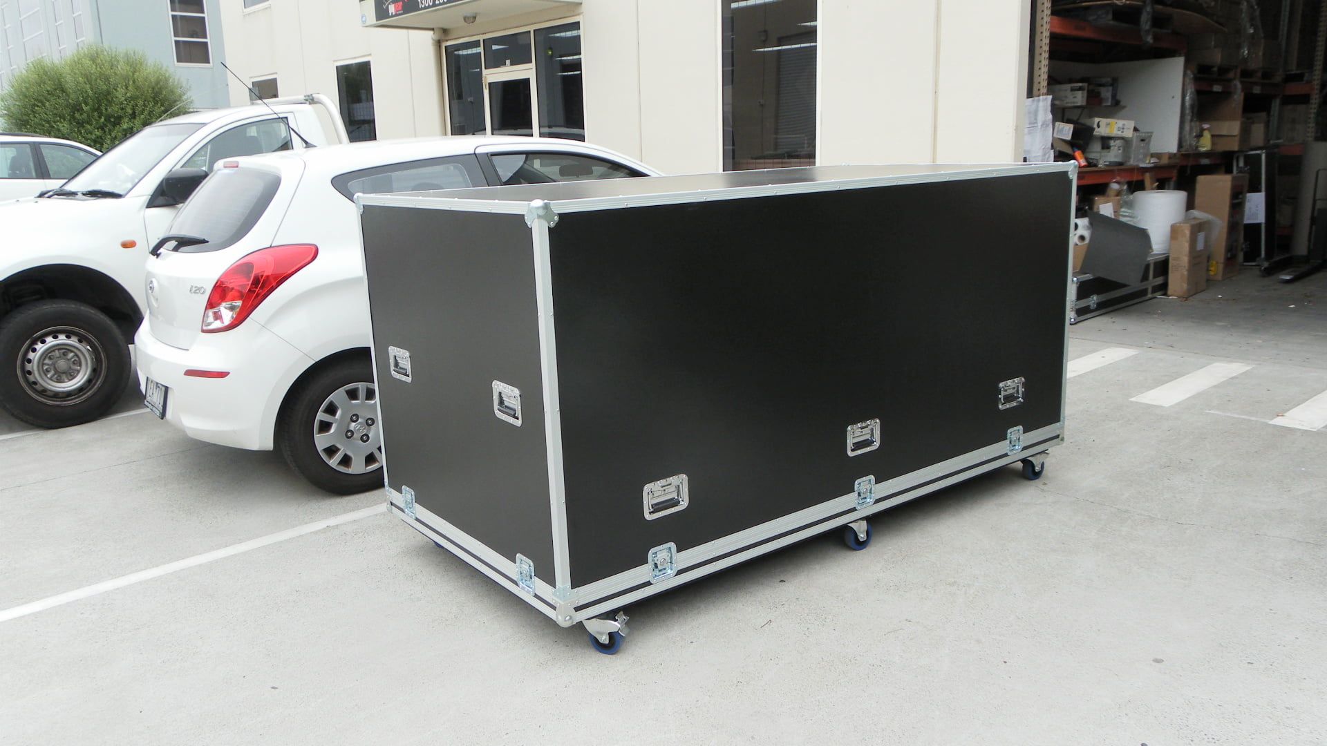 Giant Packer Case With Shallow Base (view 3 of 4)
