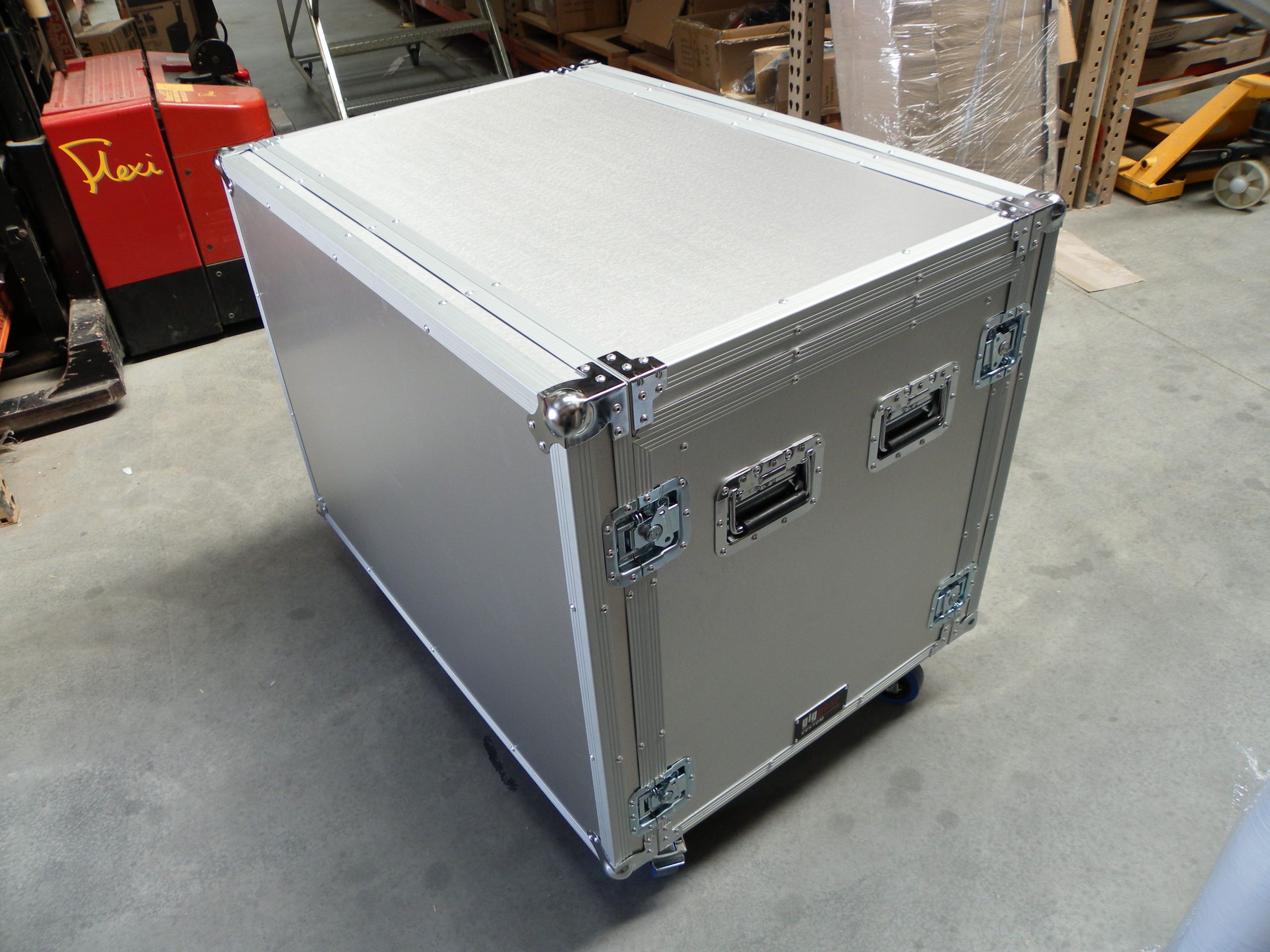 Custom Aluminium Rack Road Case Workstation (view 7 of 7)