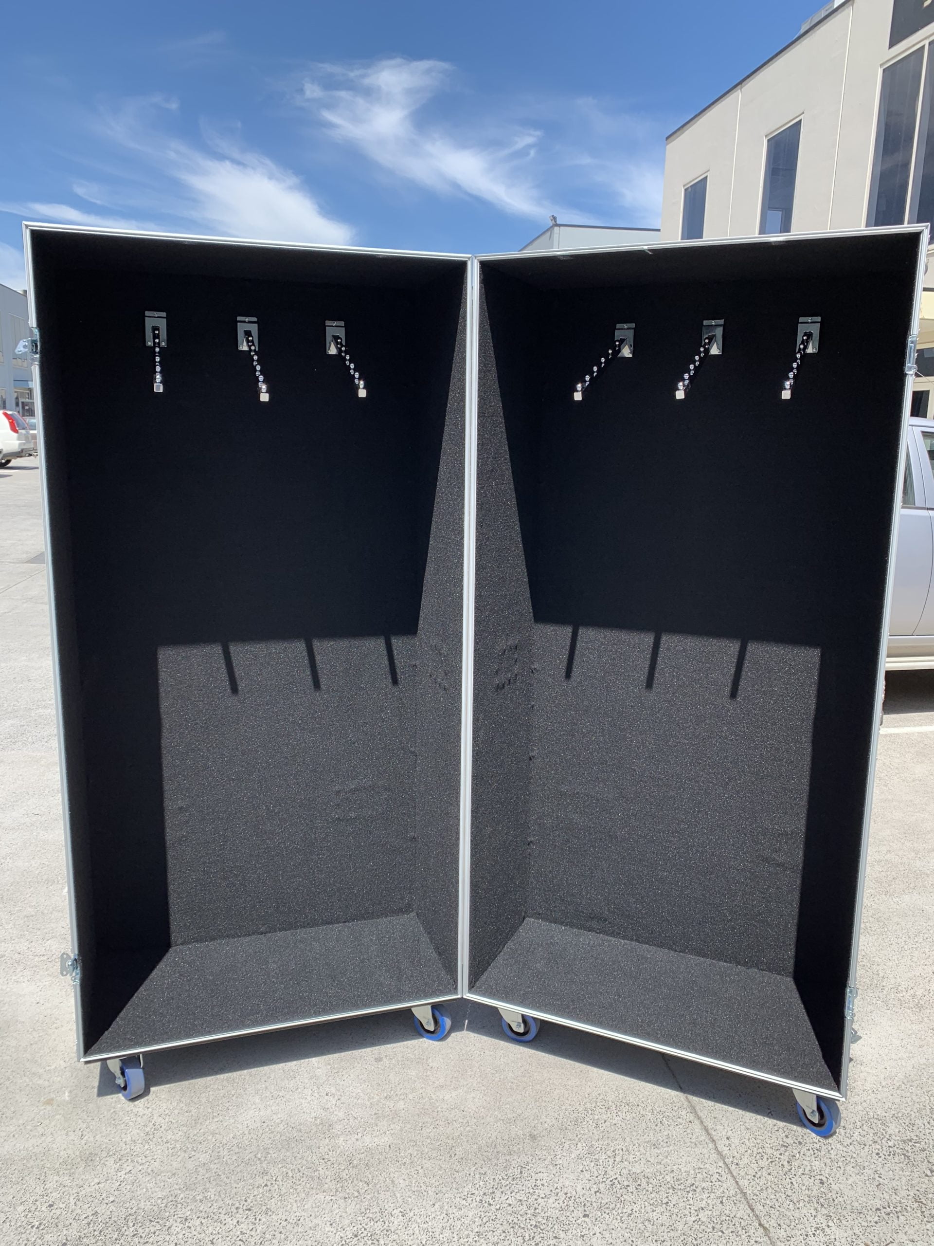 Large Helmet and Suit Road Case / Wardrobe / 50 50 Split Road Case (view 13 of 15)