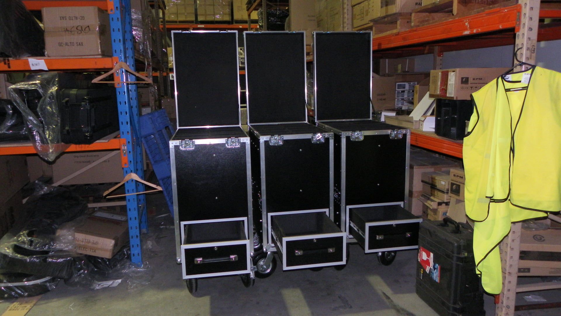 Vertical Packers with Large Wheels (view 5 of 6)