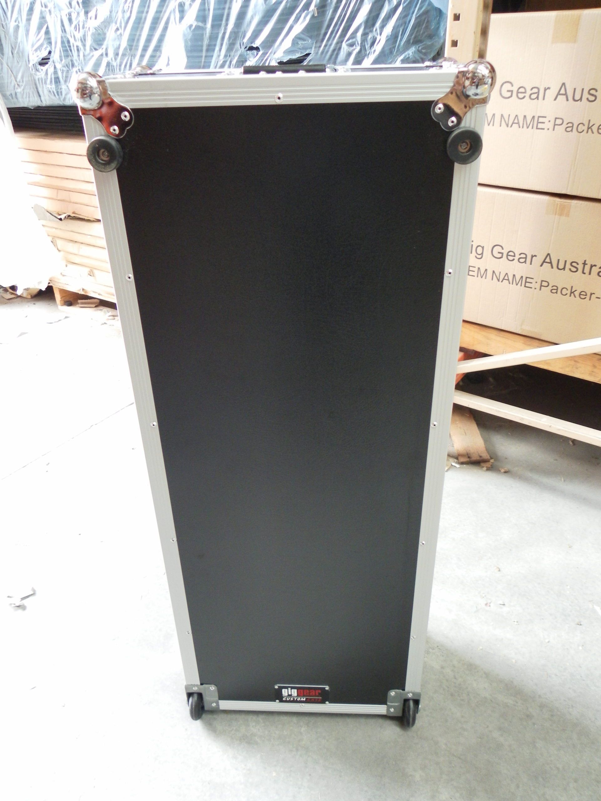 Custom Double Electric Guitar Case (view 6 of 7)
