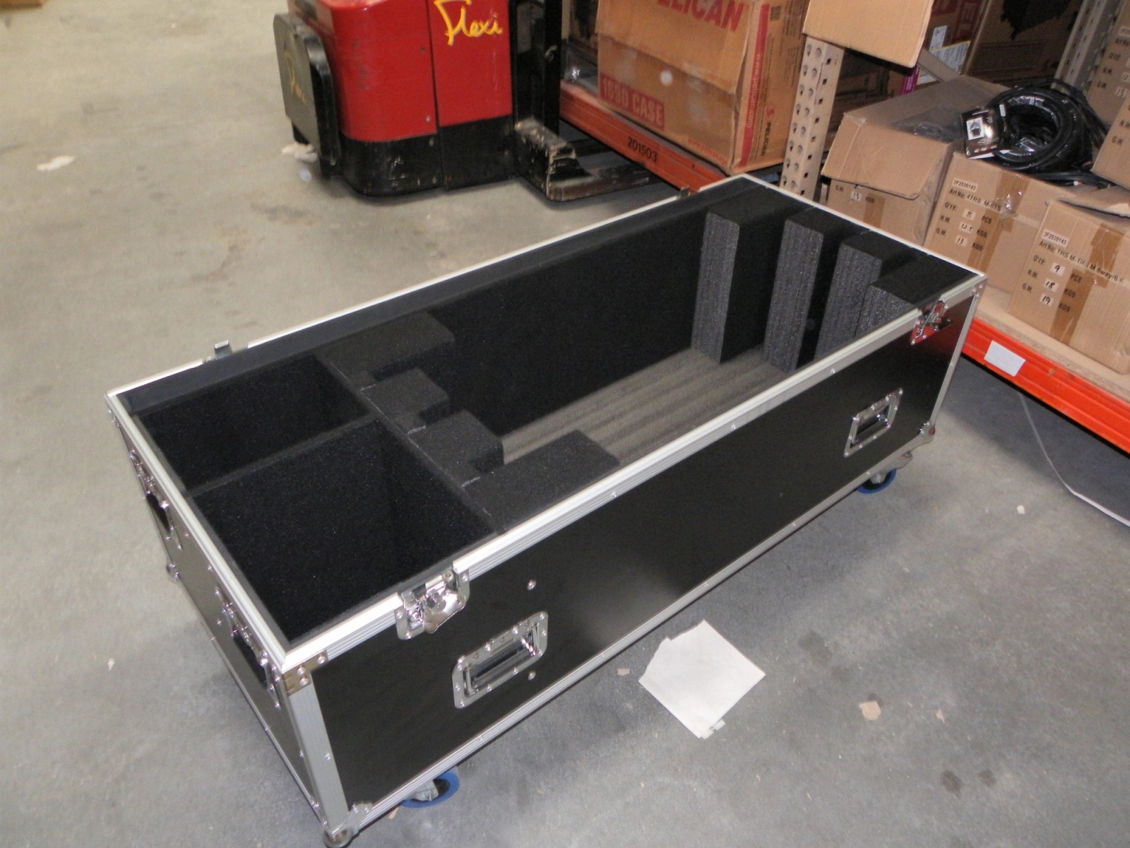 Custom Triple Screen Case With Storage Compartment