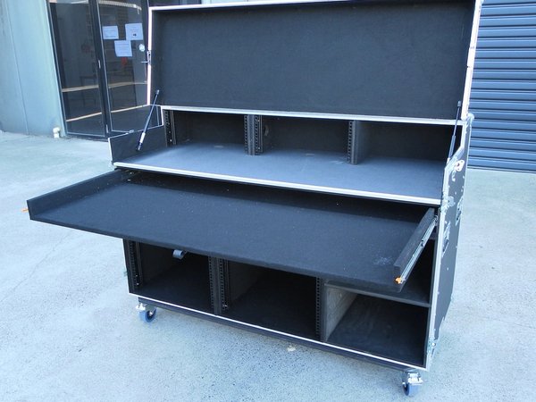 Video Workstation Road Case With Equipment Racking