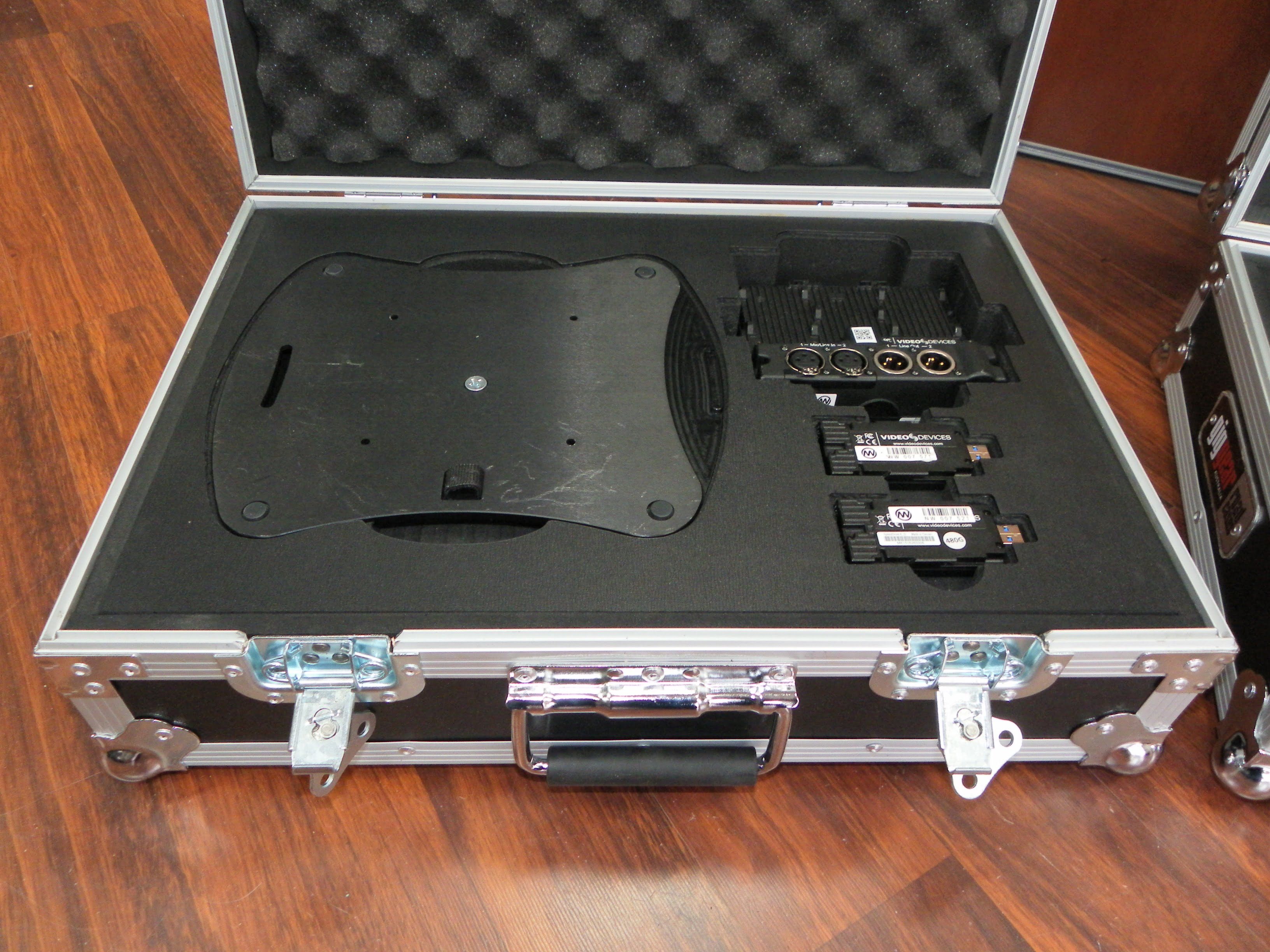 Heavy Duty Road Case Briefcase With Custom Foam Insert For Mixer (view 2 of 5)