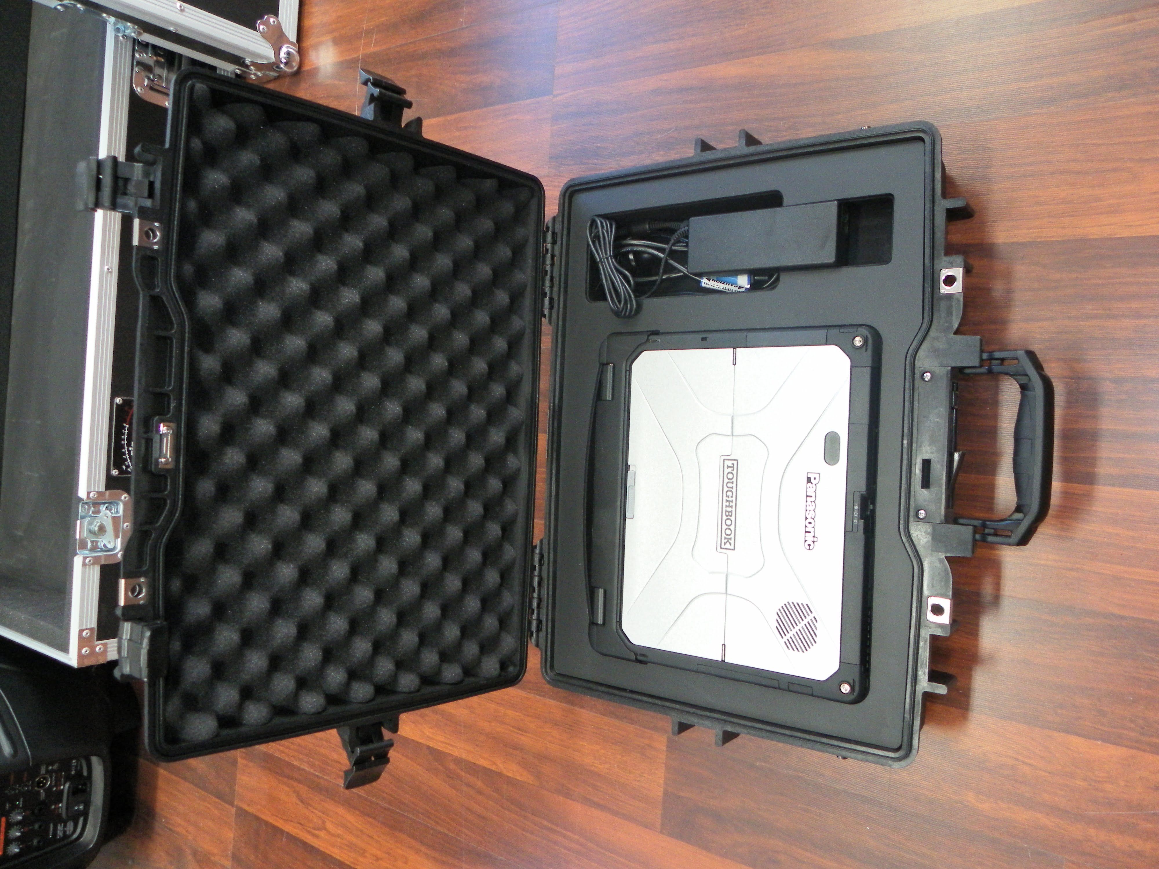 1495 Pelican Custom Foam Insert For Tough Laptop (view 2 of 7)